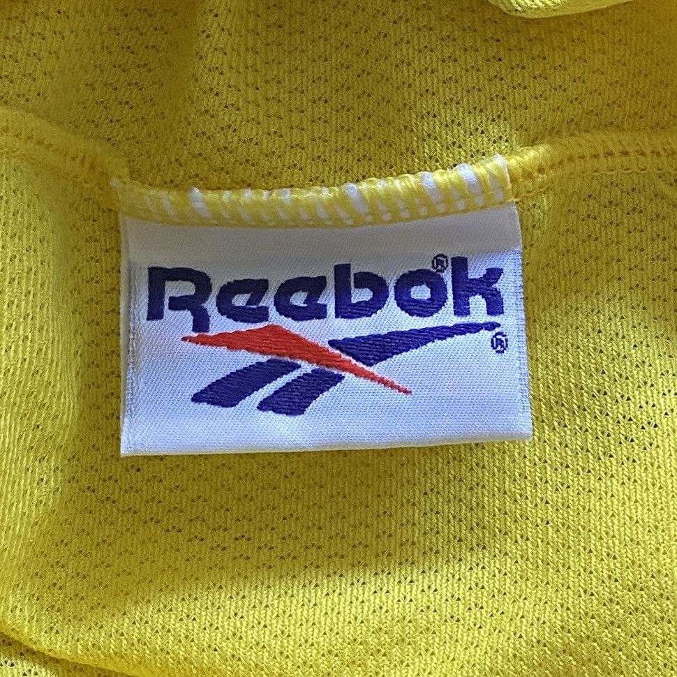 Reebok Vintage 1997 Reebok Liverpool Away Jersey Yellow Size 46/48 Size US M / EU 48-50 / 2 - 3 Thumbnail