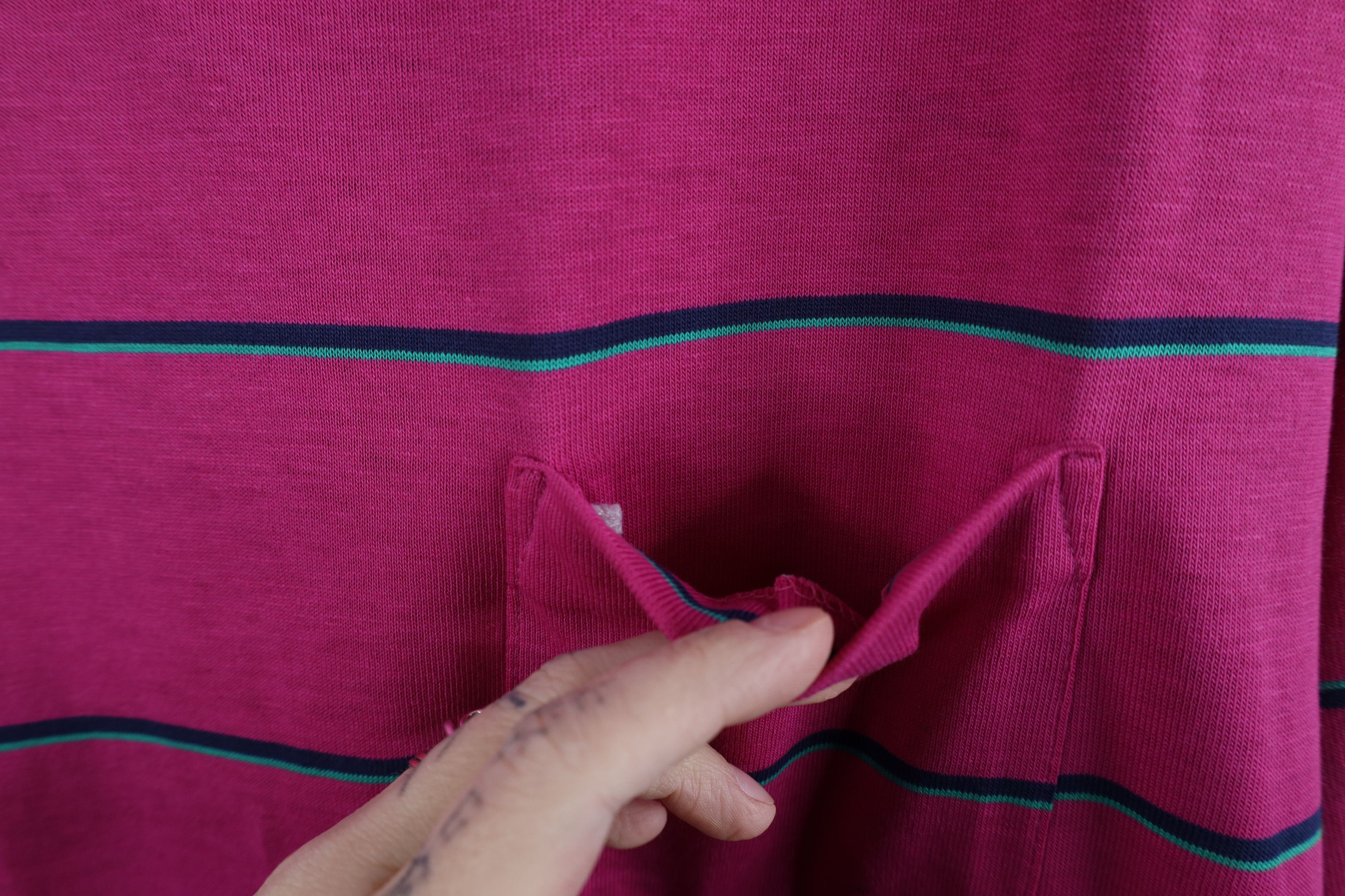 Vintage Vintage 90s Streetwear Knit Short Sleeve Pocket T-Shirt USA Size US XL / EU 56 / 4 - 5 Thumbnail