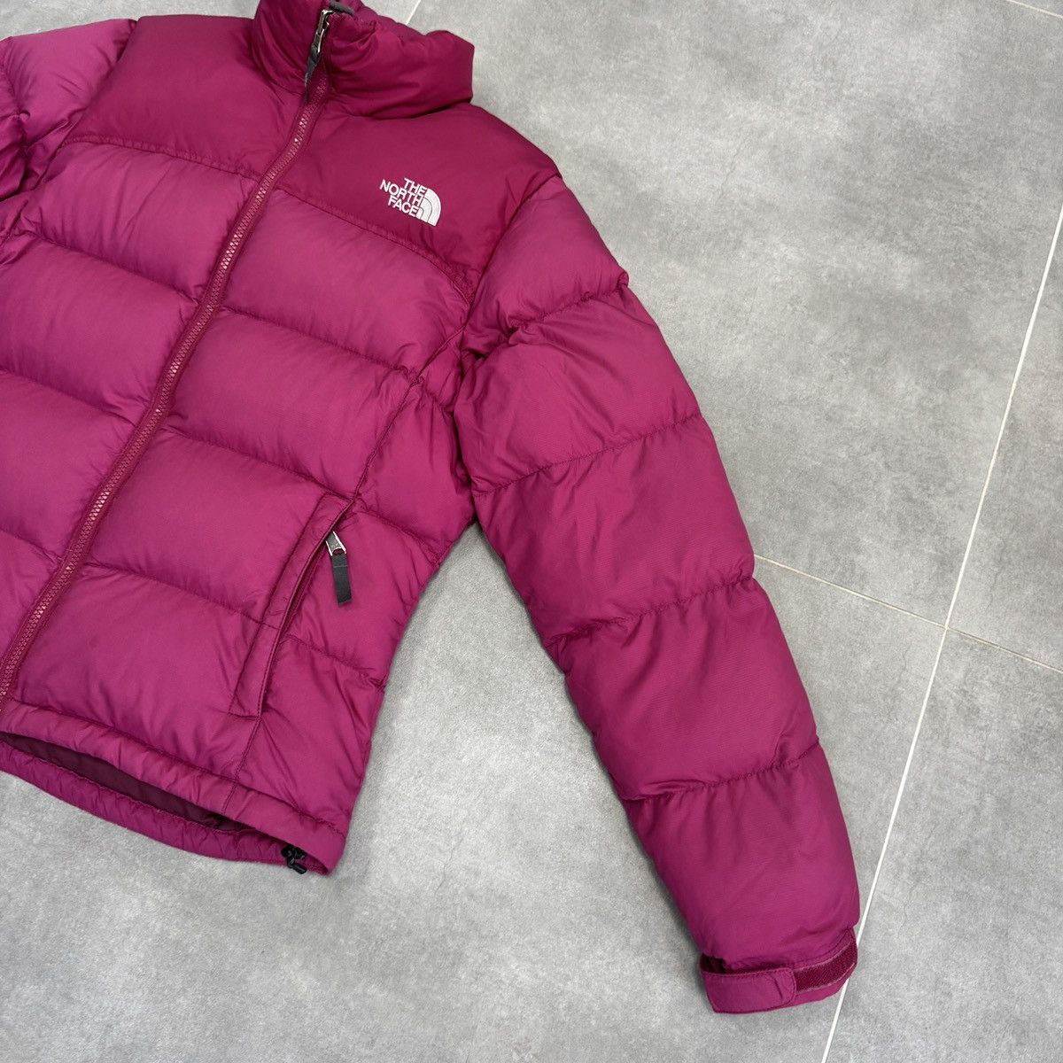 The North Face The North Face TNF 700 Nuptse Pink Puffer Down Jacket Women Size M / US 6-8 / IT 42-44 - 9 Thumbnail