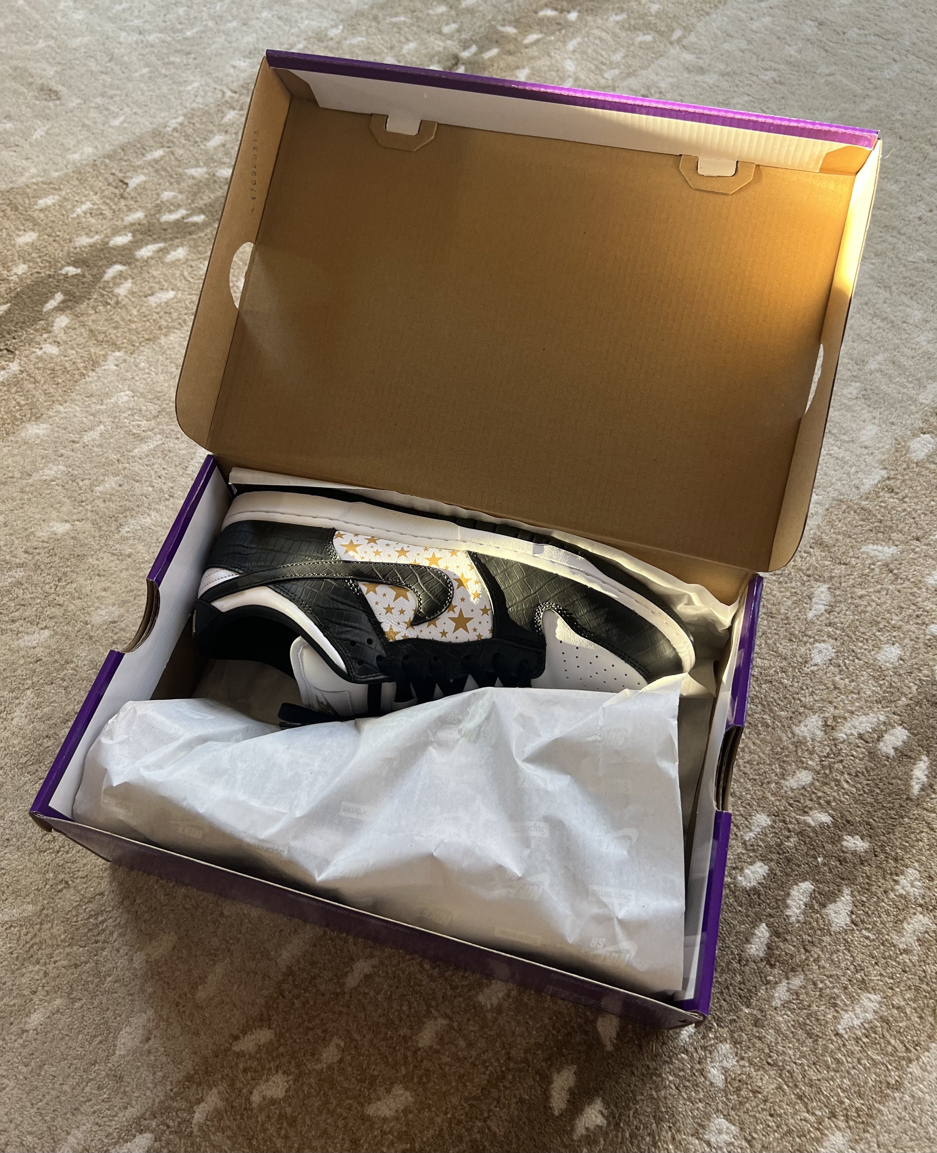Nike × Supreme Nike SB Dunk Low Supreme Stars Black Size US 11 / EU 44 - 7 Thumbnail