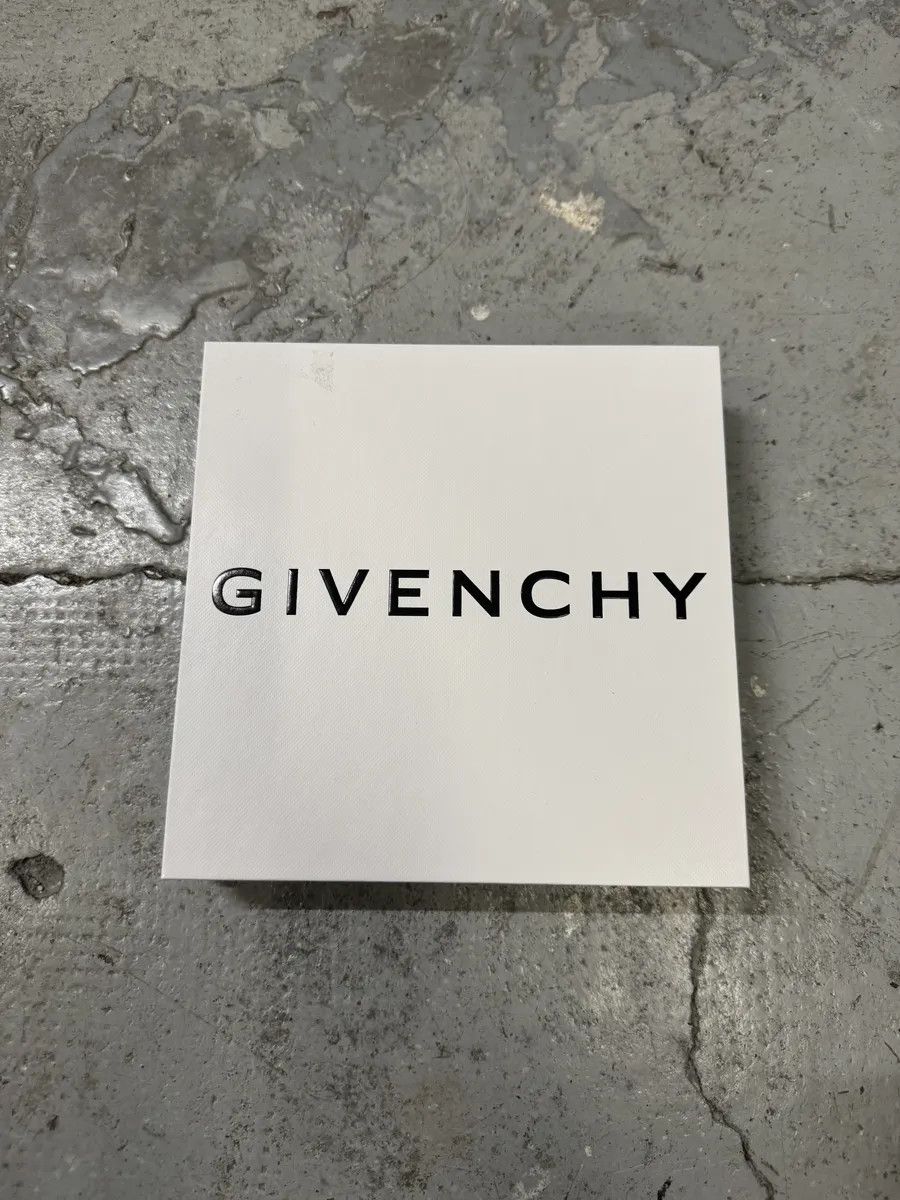 Givenchy Givenchy G Cube Silvery Necklace Size ONE SIZE - 9 Thumbnail