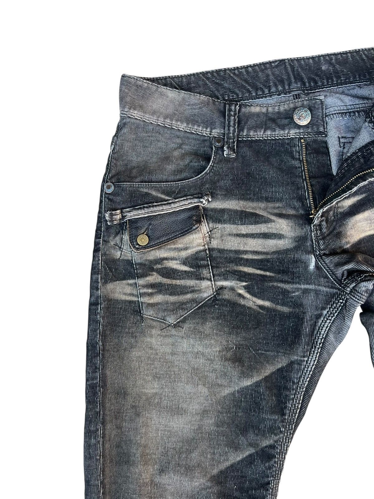 Vintage Rattle Trap Japan Distress Fade Stretch Corduroy Flare Jeans Size US 32 / EU 48 - 8 Thumbnail