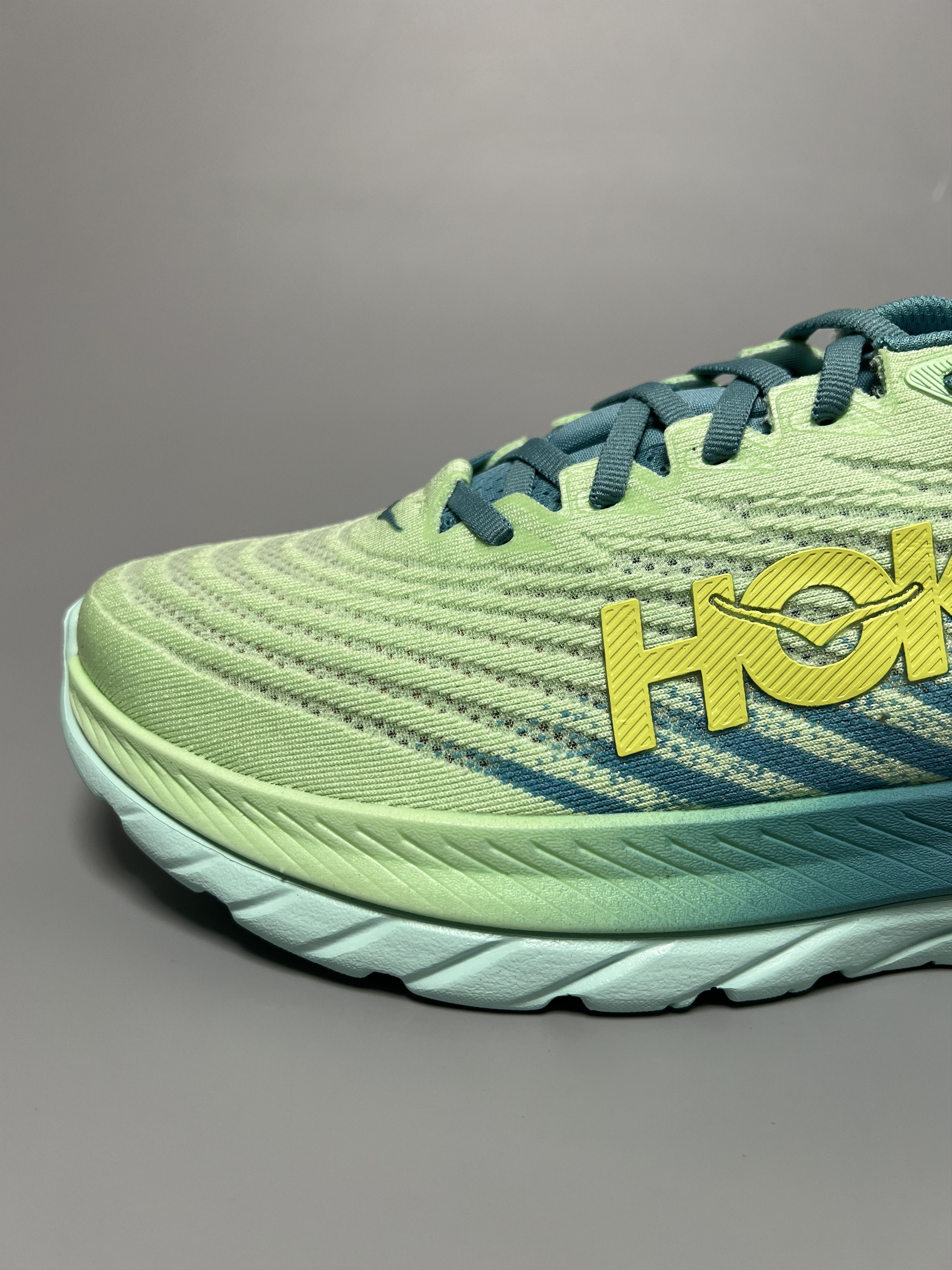 Hoka 9D Hoka One One Mach 5 Running Shoes 1127893-LGOM Size US 9 / EU 42 - 8 Thumbnail