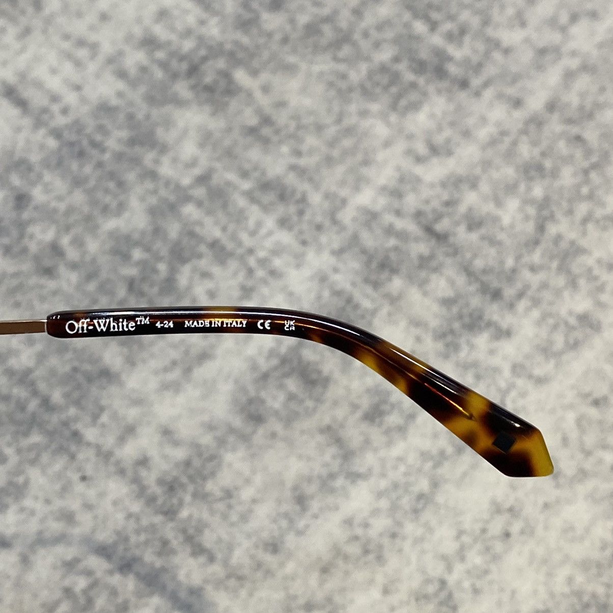 Off-White OFF WHITE TAMPA OERI13NF24MET0017664 GOLD BROWN Size ONE SIZE - 8 Thumbnail