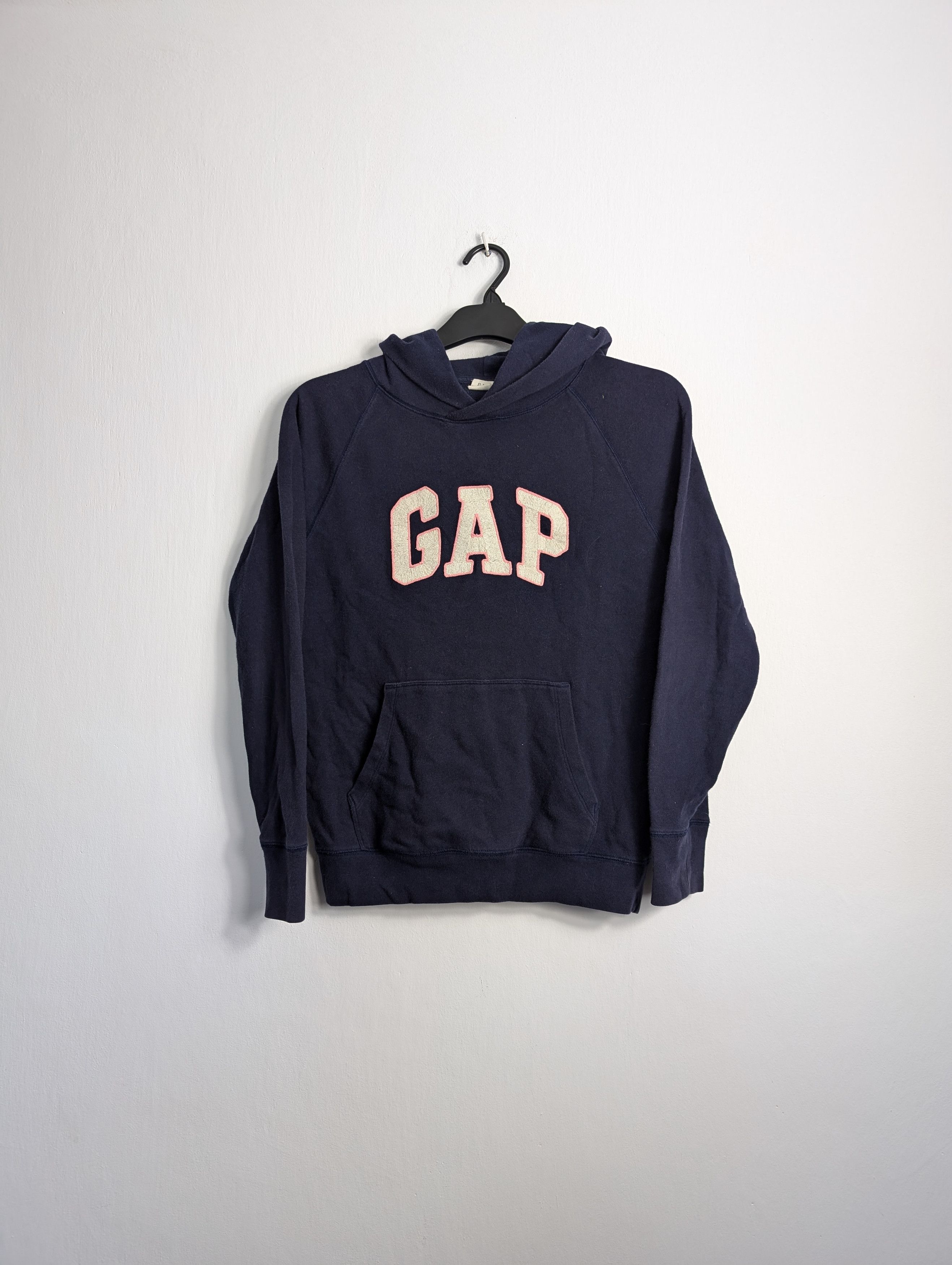 Gap GAP Women's Hoodie Spellout Logo Pullover Sweatshirt Size XS / US 0-2 / IT 36-38 - 1 Thumbnail