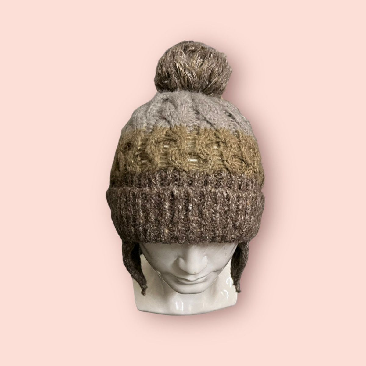 Other VINTAGE JAPAN CABLE KNITTED BEANIE VIVIENNE STYLE DESIGN Size ONE SIZE - 14 Thumbnail