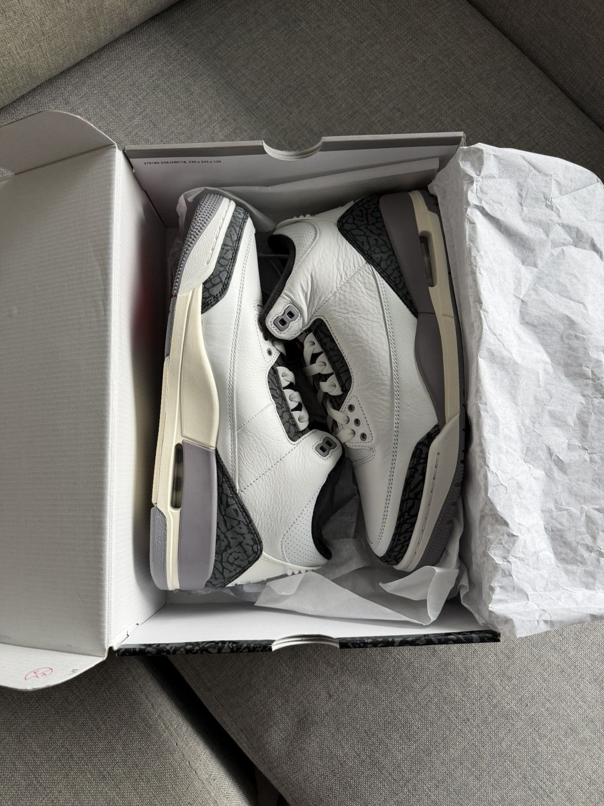 Jordan Brand Jordan Retro 3 Grey Cement Size US 9.5 / EU 42-43 - 1 Thumbnail