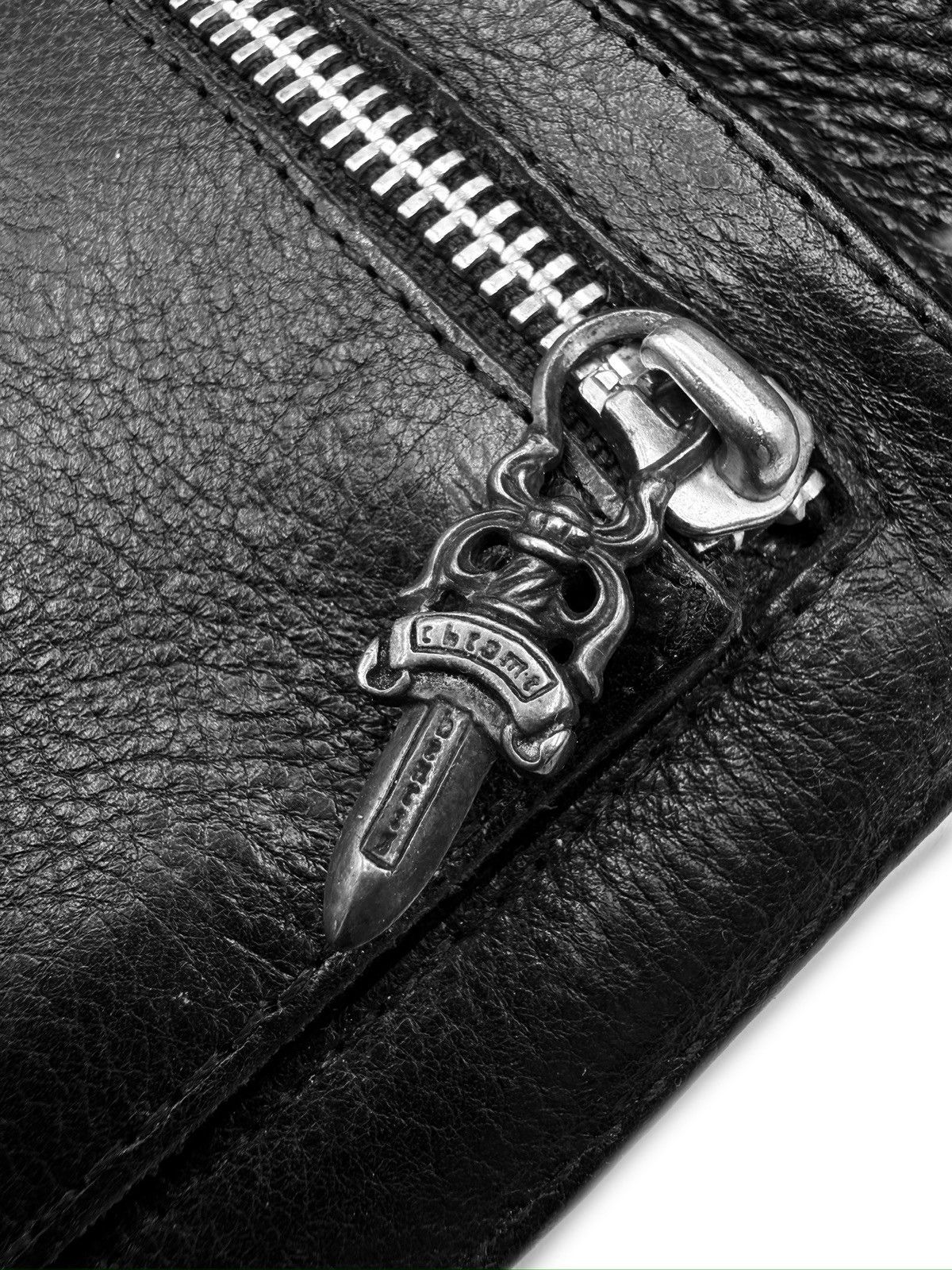 Chrome Hearts Chrome Hearts ‘Wave4’ Quilted Leather Silver Cross Tri Fold Clutch Wallet Size ONE SIZE - 3 Thumbnail