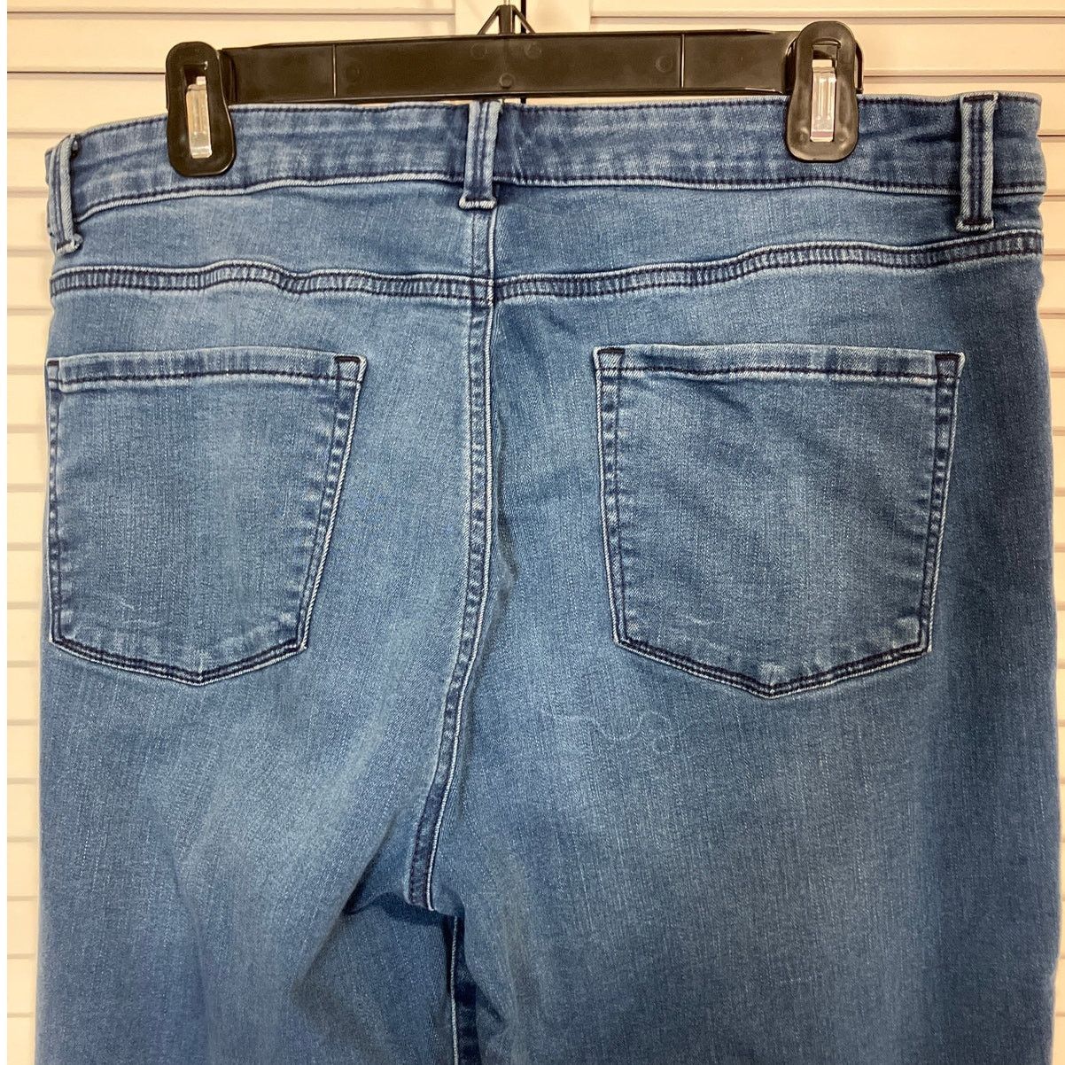 Talbots Talbots Simply Blue Dark Wash Stretch Jegging Crop Women 14 Size 36" / US 14 / IT 50 - 7 Thumbnail