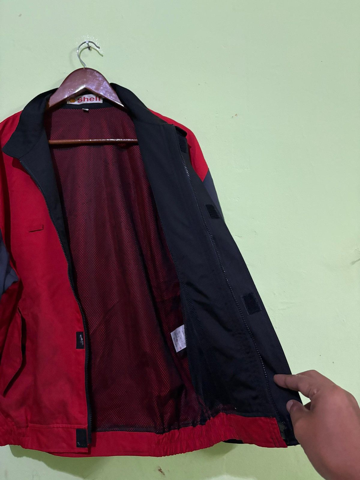Vintage Vintage 90's Shell Jacket Retro Design Racing flue Ferrari Size US L / EU 52-54 / 3 - 5 Thumbnail