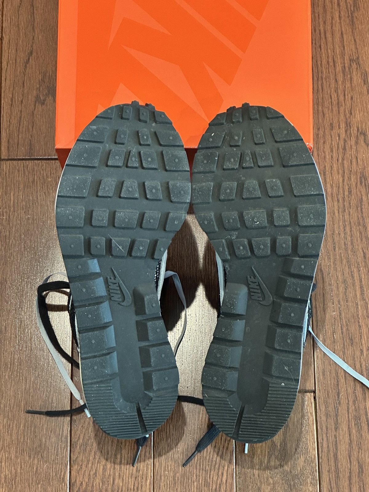 Nike × Sacai Nike Sacai Vaporwaffle. Black and White Size US 9.5 / EU 42-43 - 4 Thumbnail