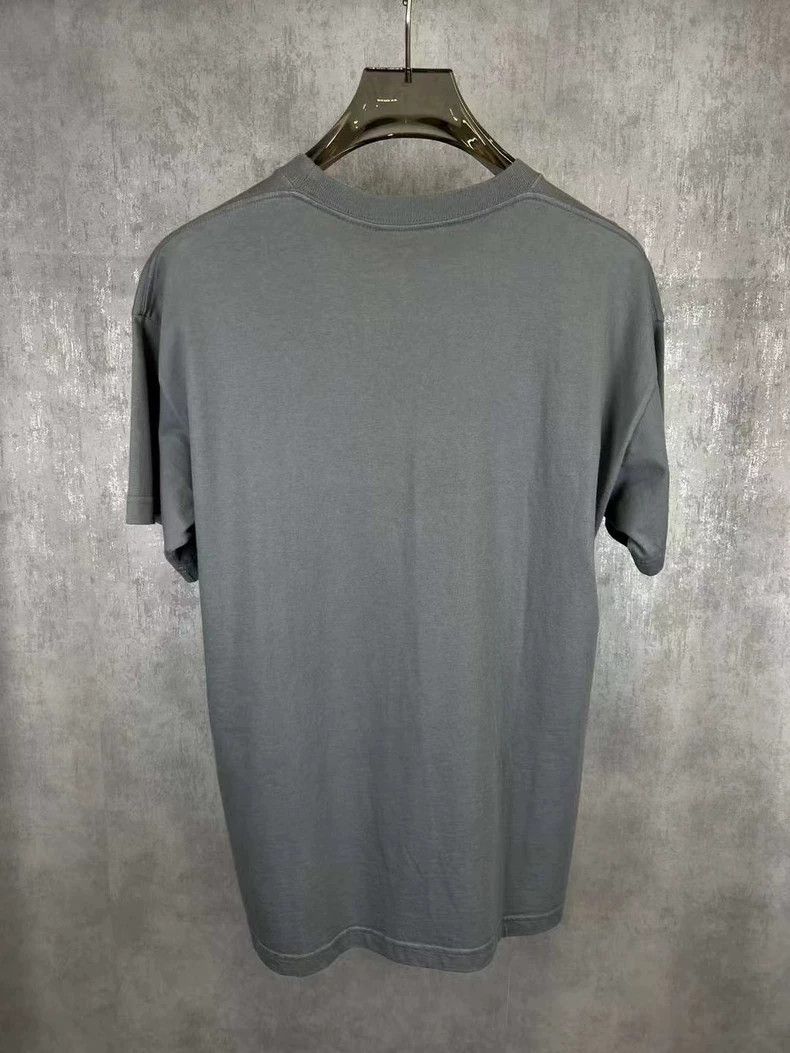 Balenciaga Balenciaga Gray portrait short sleeve Size US M / EU 48-50 / 2 - 2 Thumbnail