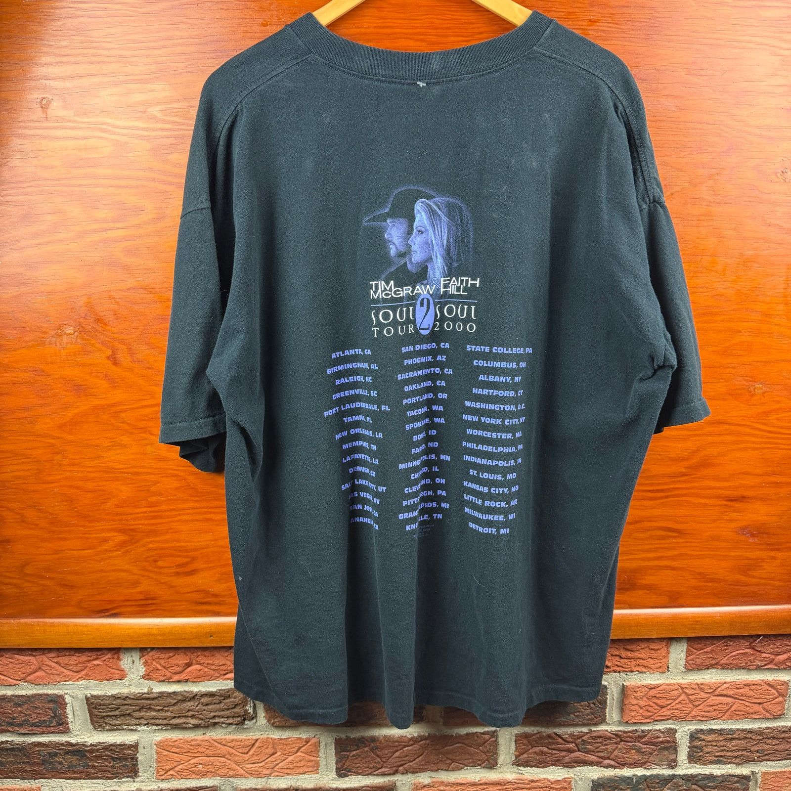 Vintage Tim McGraw & Faith Hill Soul 2 Soul Tour Shirt XXL Size US XXL / EU 58 / 5 - 2 Thumbnail