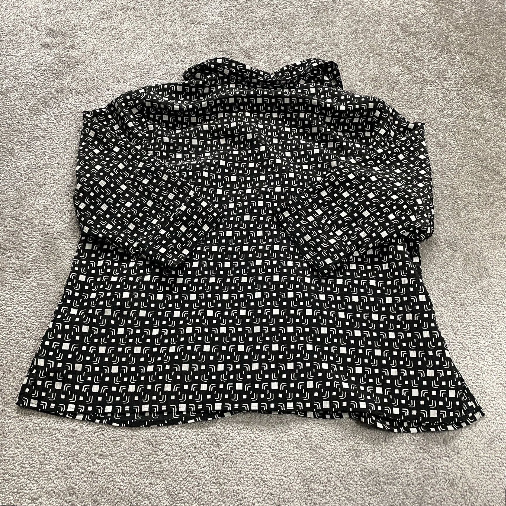 George George Button Down Shirt Womens 18/20W Black Geometric 3/4 Sleeve Size 3XL / US 20-22 - 2 Thumbnail