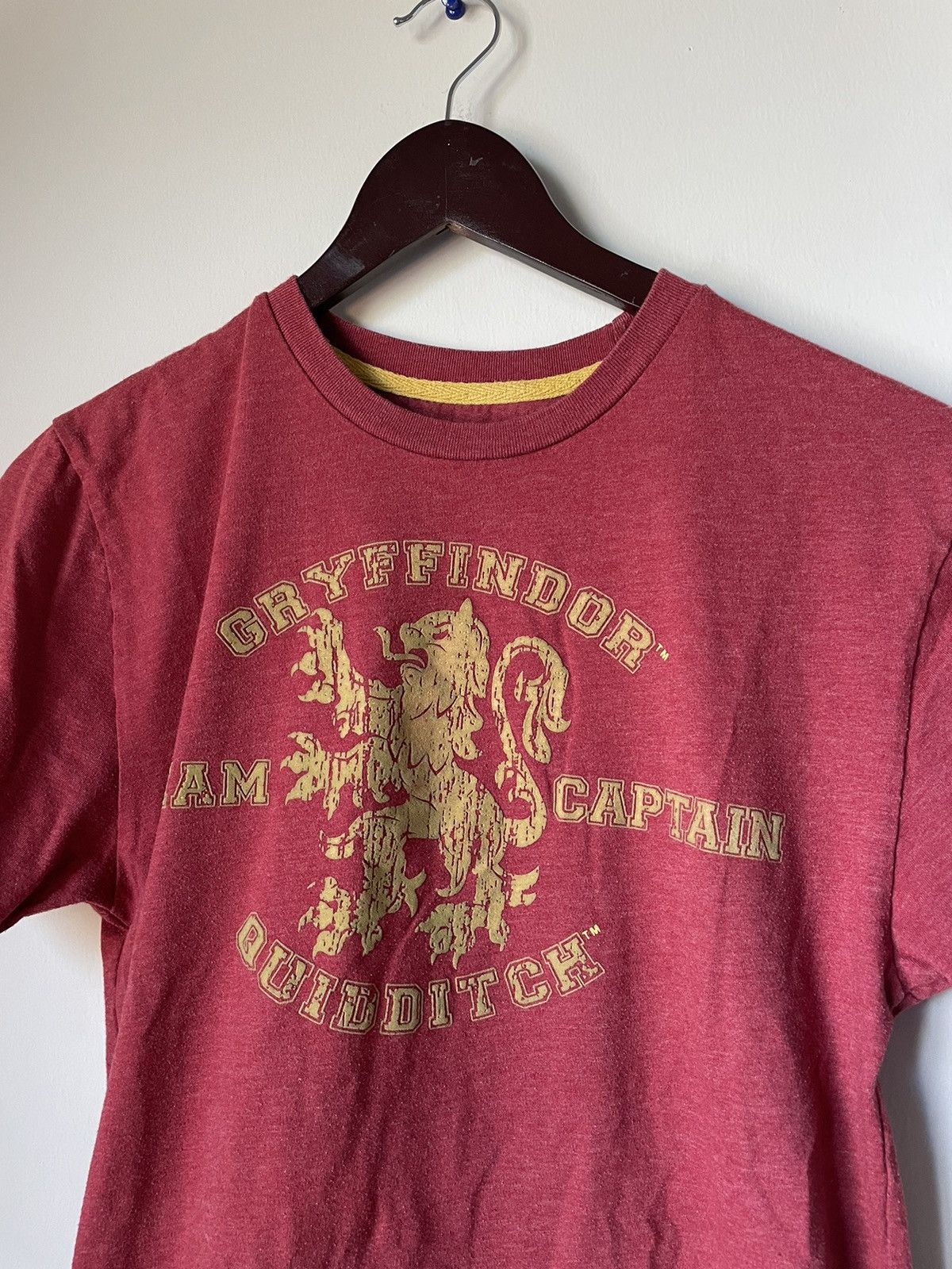 Disney Harry Potter gryffindor tee Size US S / EU 44-46 / 1 - 2 Thumbnail