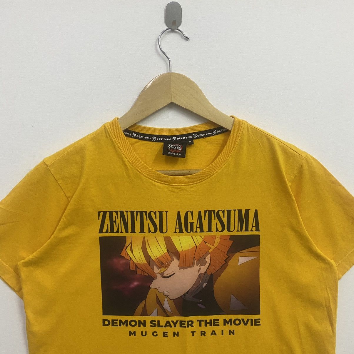 Designer DEMON SLAYER zenitsu agatsuma T-shirt Size US S / EU 44-46 / 1 - 3 Thumbnail