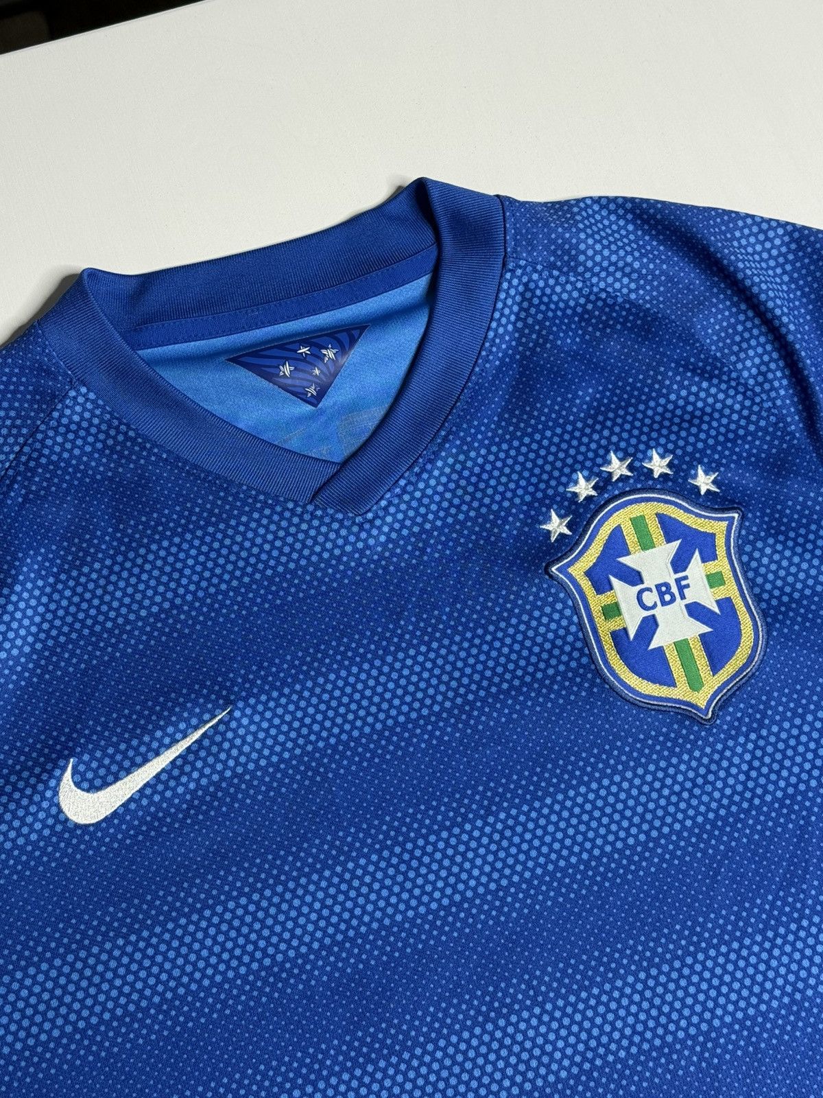 Nike Nike Brazil Y2K 2014 Soccer Kit “Blue” [M] PREOWNED Size US M / EU 48-50 / 2 - 3 Thumbnail