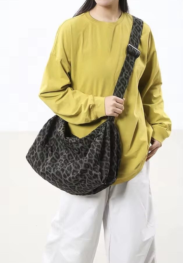 Japanese Brand Gen Z Trendy Leopard Print Canvas Crossbody Bag Size ONE SIZE - 1 Thumbnail