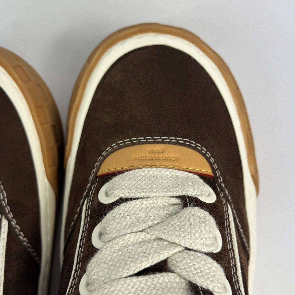 Louis Vuitton Louis Vuitton Titled Sneakers Size US 9.5 / EU 42-43 - 18 Thumbnail