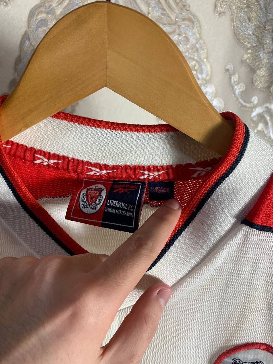 Reebok VERY RARE REEBOK LIVERPOOL ENGLAND SOCCER JERSEY RETRO 90s Size US XL / EU 56 / 4 - 7 Thumbnail