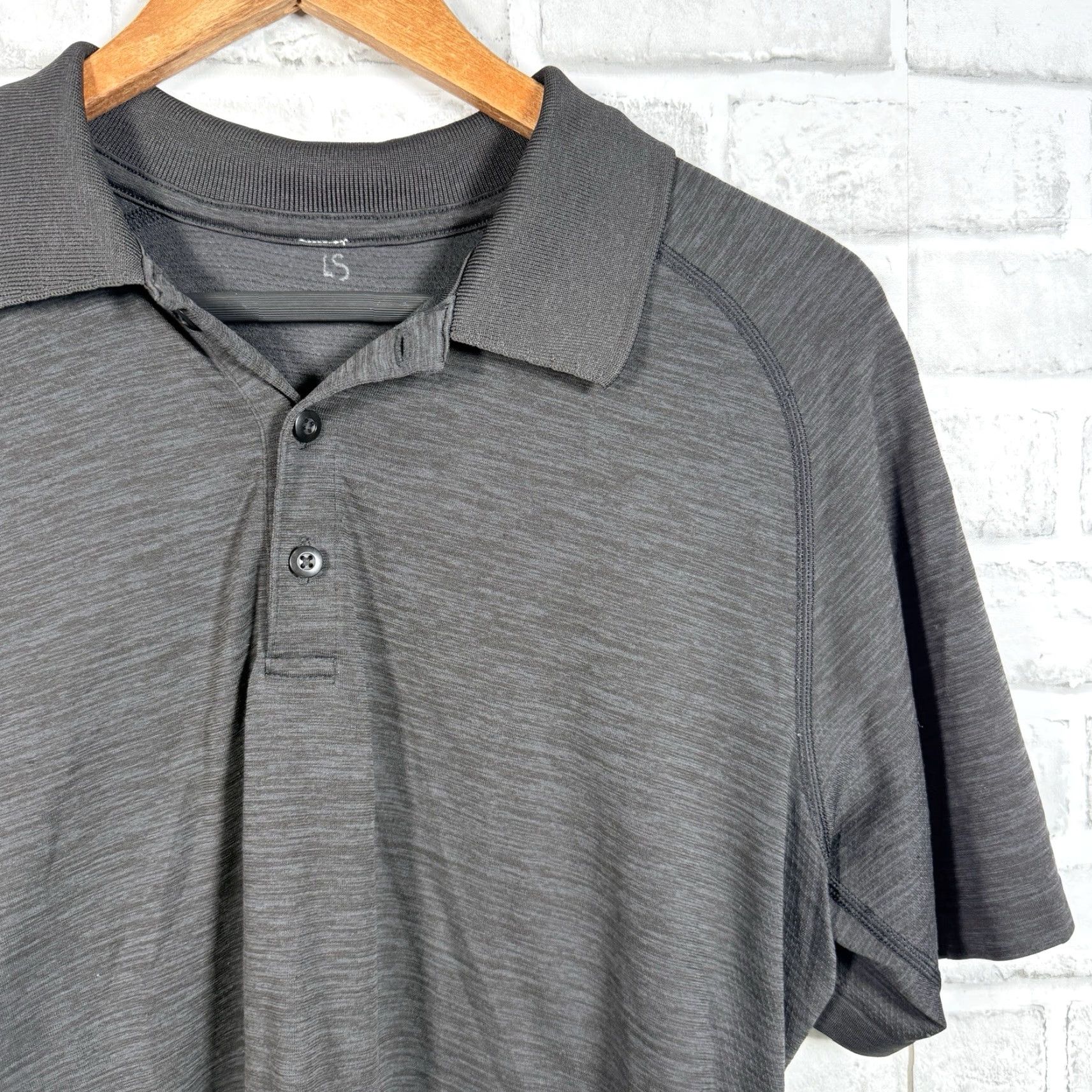 Lululemon Lululemon Dark Gray Athletic Stretchy Polo Shirt Mens Size M Size US M / EU 48-50 / 2 - 2 Thumbnail