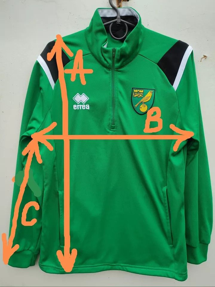 Errea Norwich City football training jacket Errea size S Size US S / EU 44-46 / 1 - 7 Thumbnail