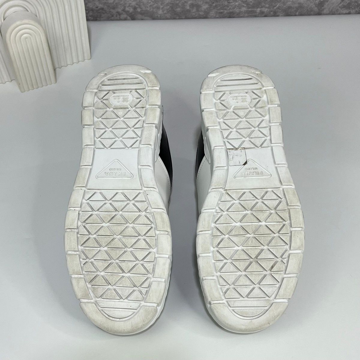 Prada Prada Triangle Logo Low-Top Sneakers – Black & White – Men’s Size US 9.5 / EU 42-43 - 9 Thumbnail