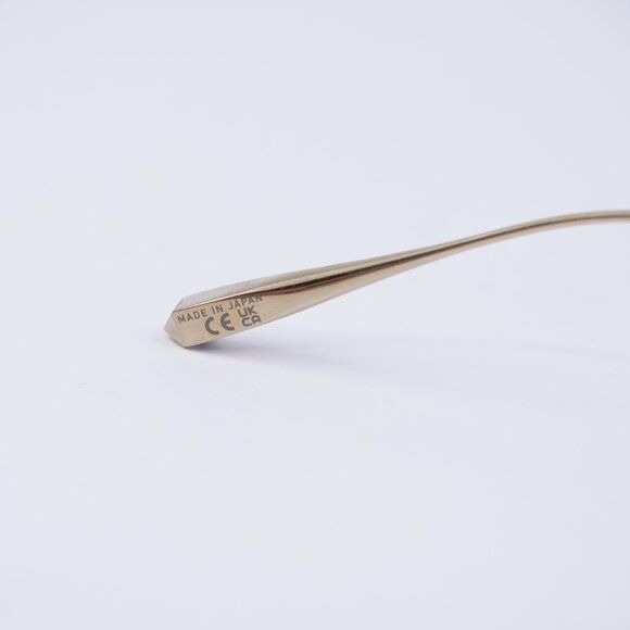Valentino Valentino V-GOLDSHIELD VLS-137B Sunglasses Light Gold Shield Size ONE SIZE - 8 Thumbnail
