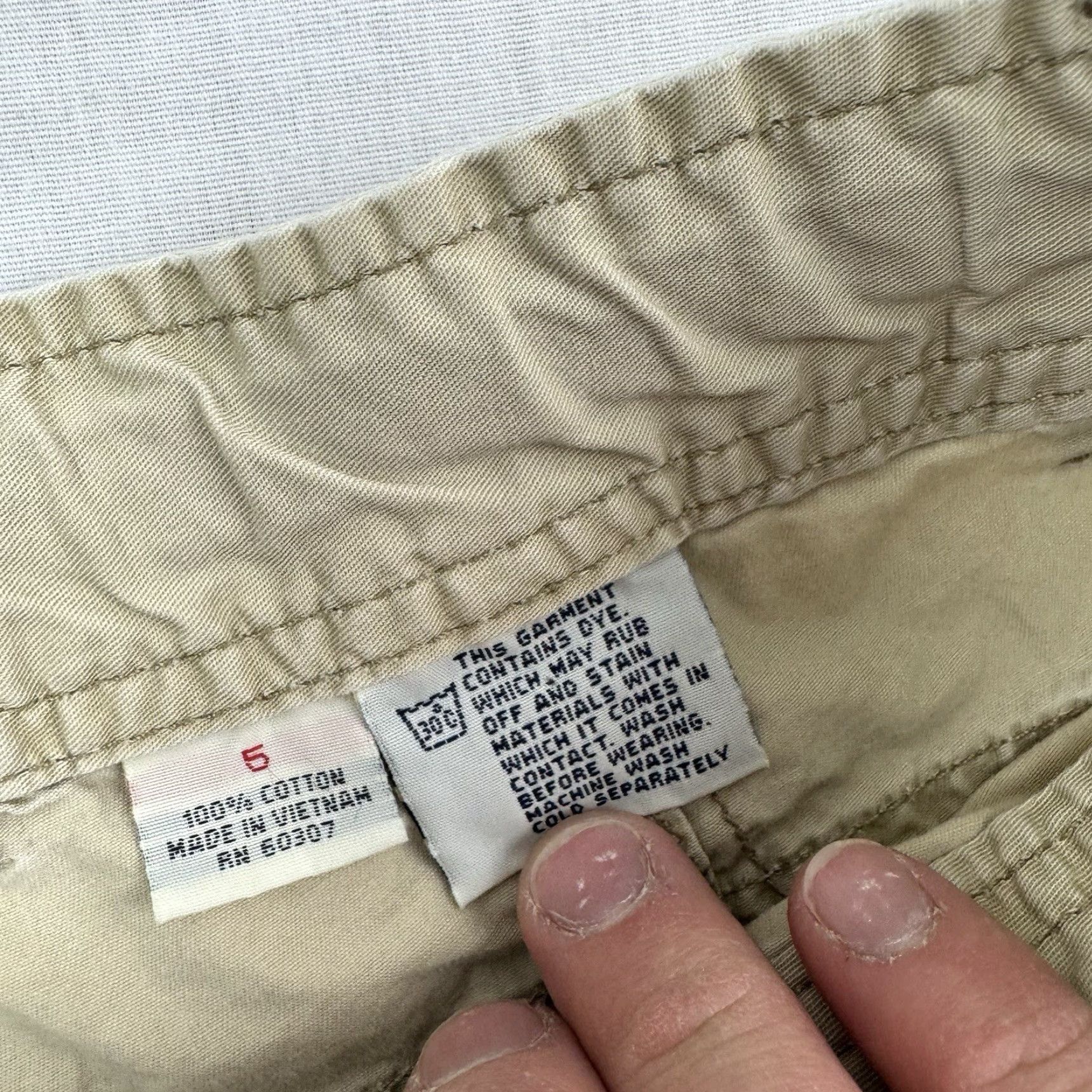 Vintage VINTAGE UnionBay Shorts Women 5 Khaki Hipster Y2K Short Shorts Drawstring 90s Womens Size 27" / US 4 / IT 40 - 3 Thumbnail