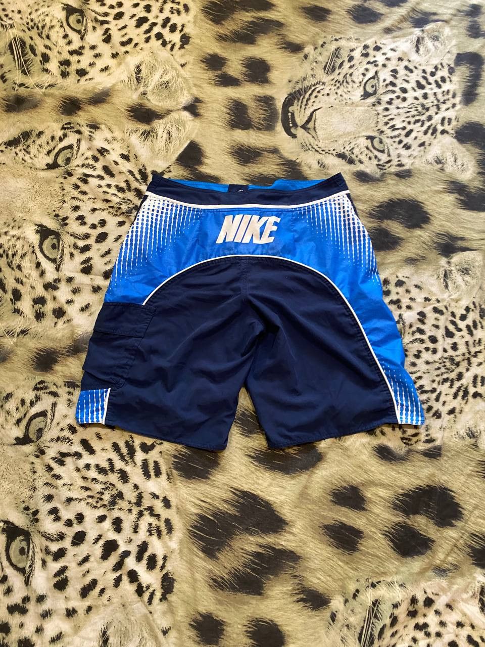 Nike Vintage Nike Y2K Logo Streetwear Shorts Size M Size US 34 / EU 50 - 16 Thumbnail