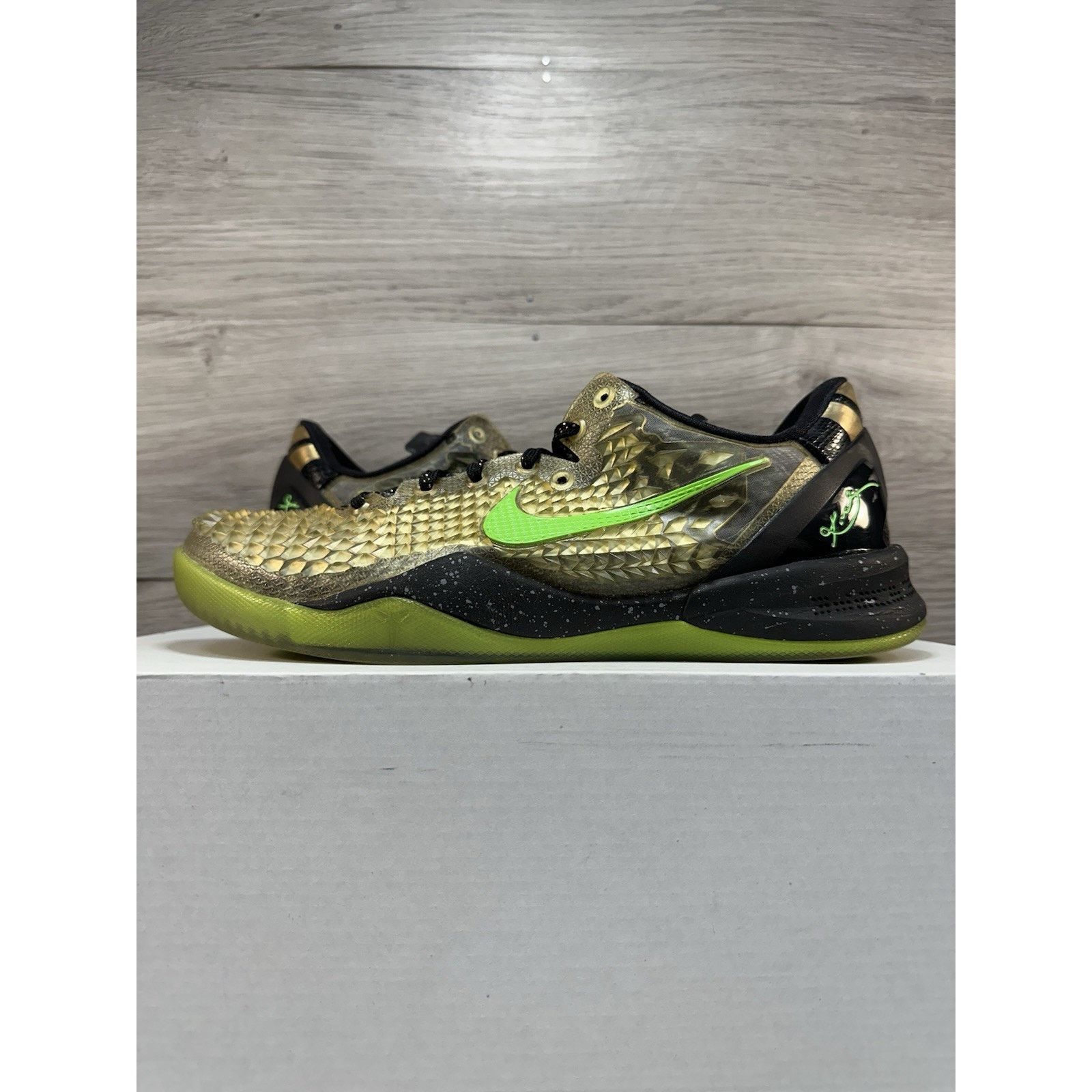 Nike Nike Kobe 8 SS Christmas - Size 9 Size US 9 / EU 42 - 1 Thumbnail