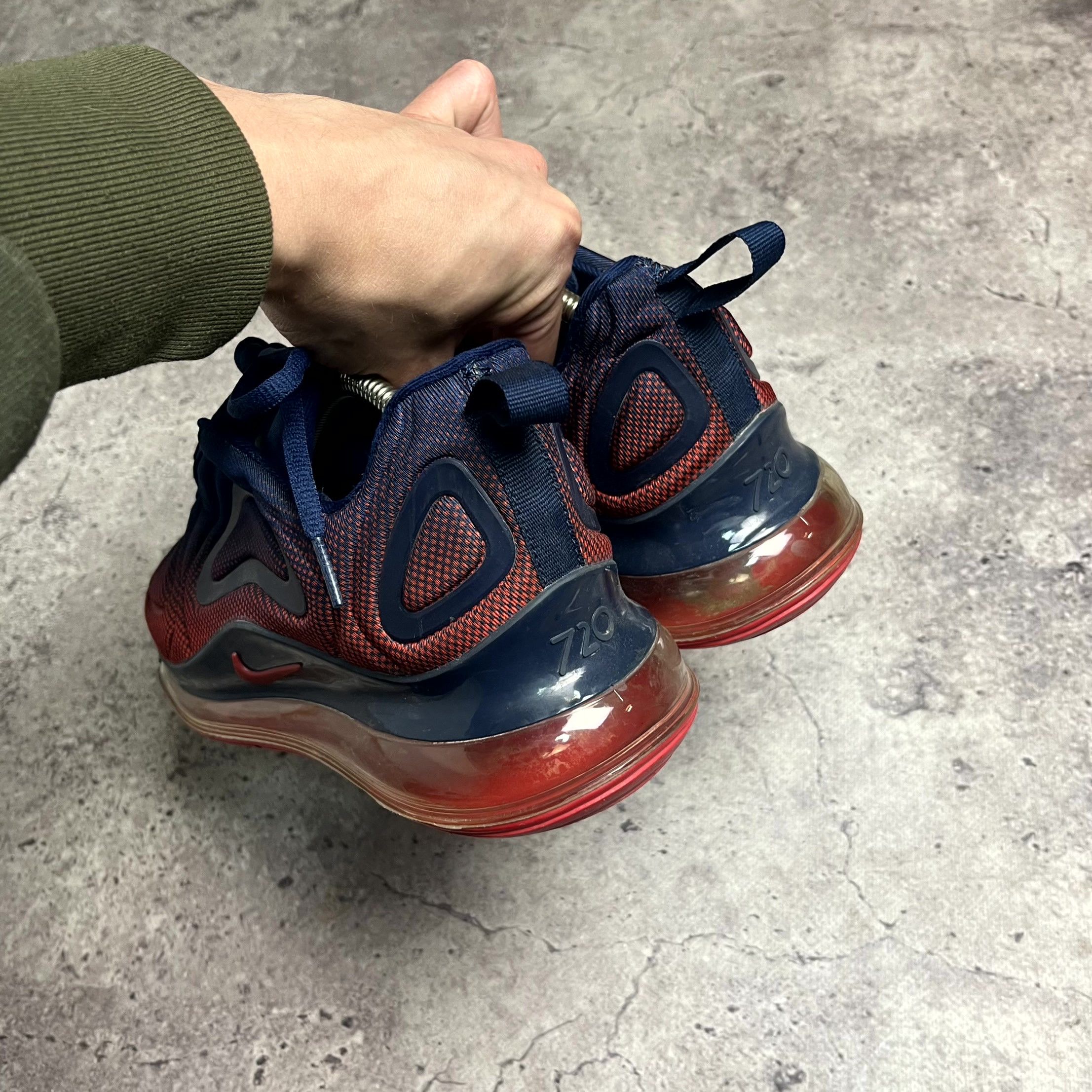 Nike Nike Air Max 720 Navy Red Air Sneakers US8 EU 41 (26cm) Size US 8 / EU 41 - 3 Thumbnail