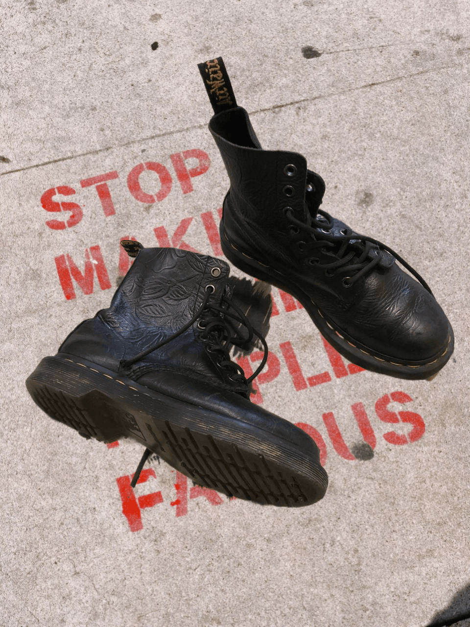 Dr Doc Martens hole pascal emboss floral ankle black boots