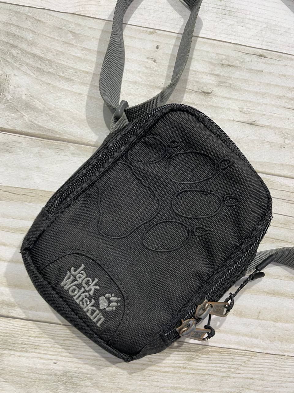 Jack Wolfskin Vintage Jack Wolfskin Messenger Mini Bag Black Y2K Size ONE SIZE - 3 Thumbnail