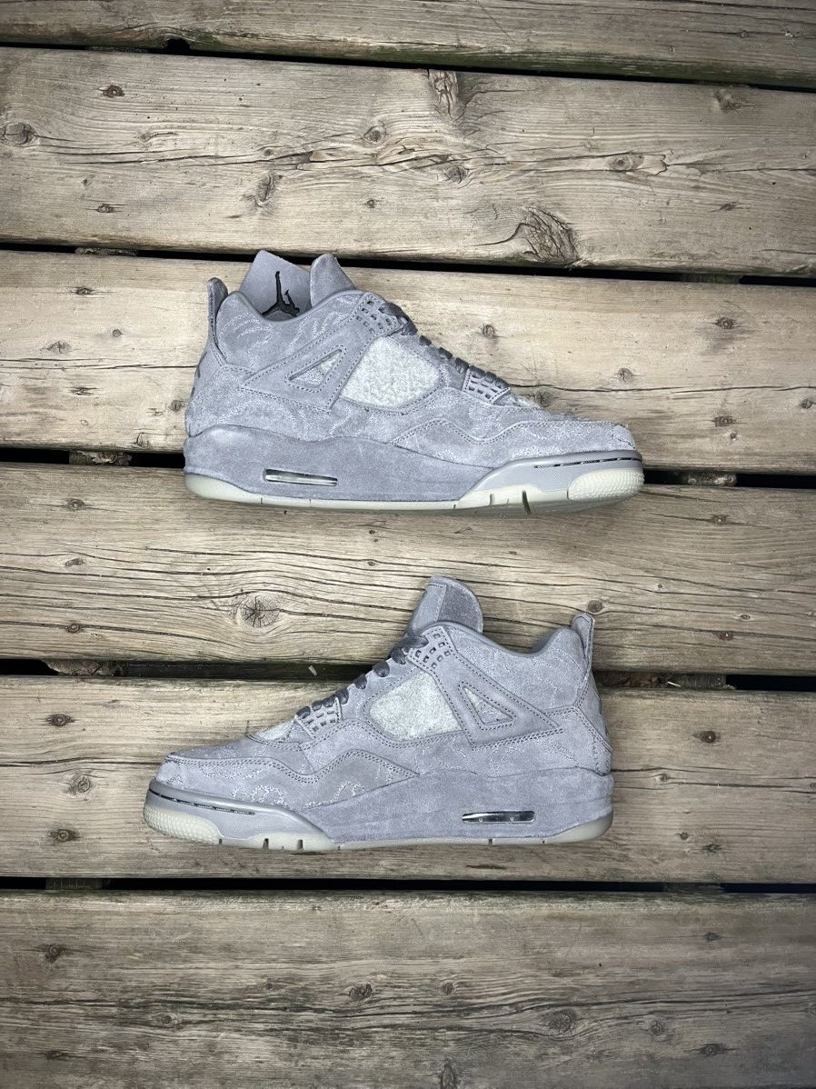 Jordan Brand × Kaws Kaws X Air Jordan Retro 4 Suede Grey Deadstock Size US 9.5 / EU 42-43 - 2 Thumbnail