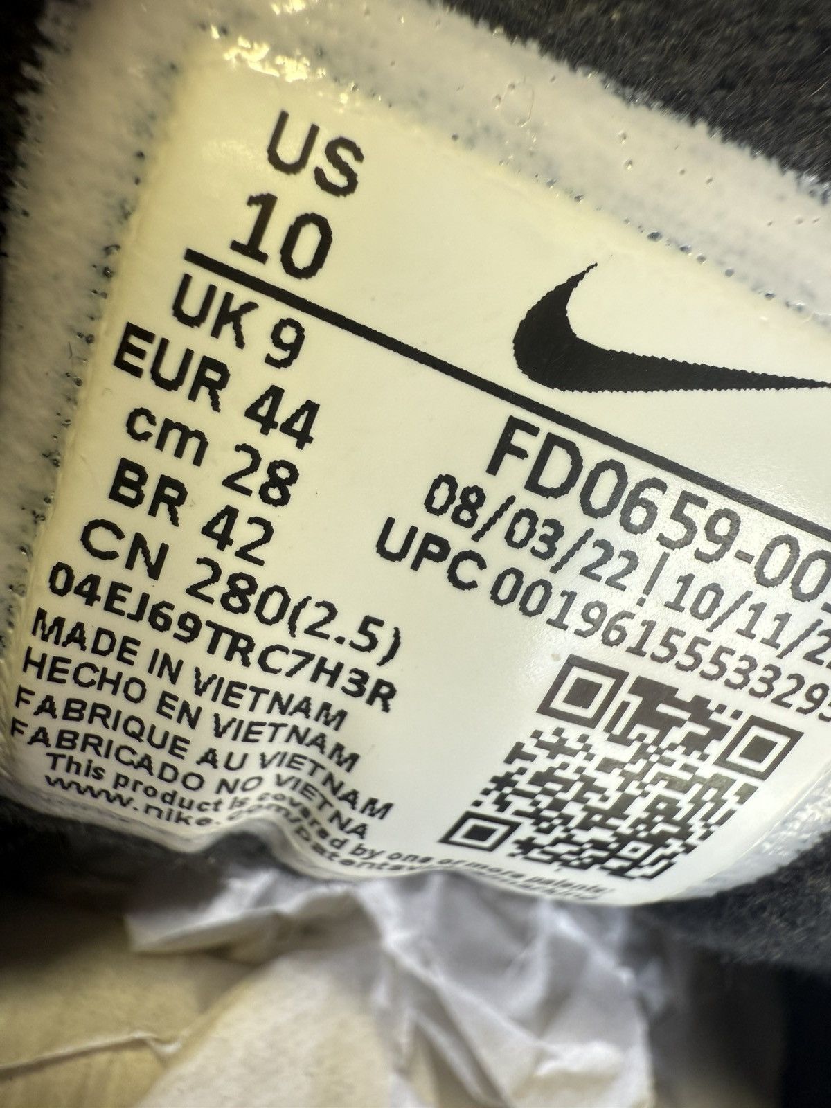 Nike NIKE TUNED 3 Black/Grey Swoosh Size US 10 / EU 43 - 14 Thumbnail