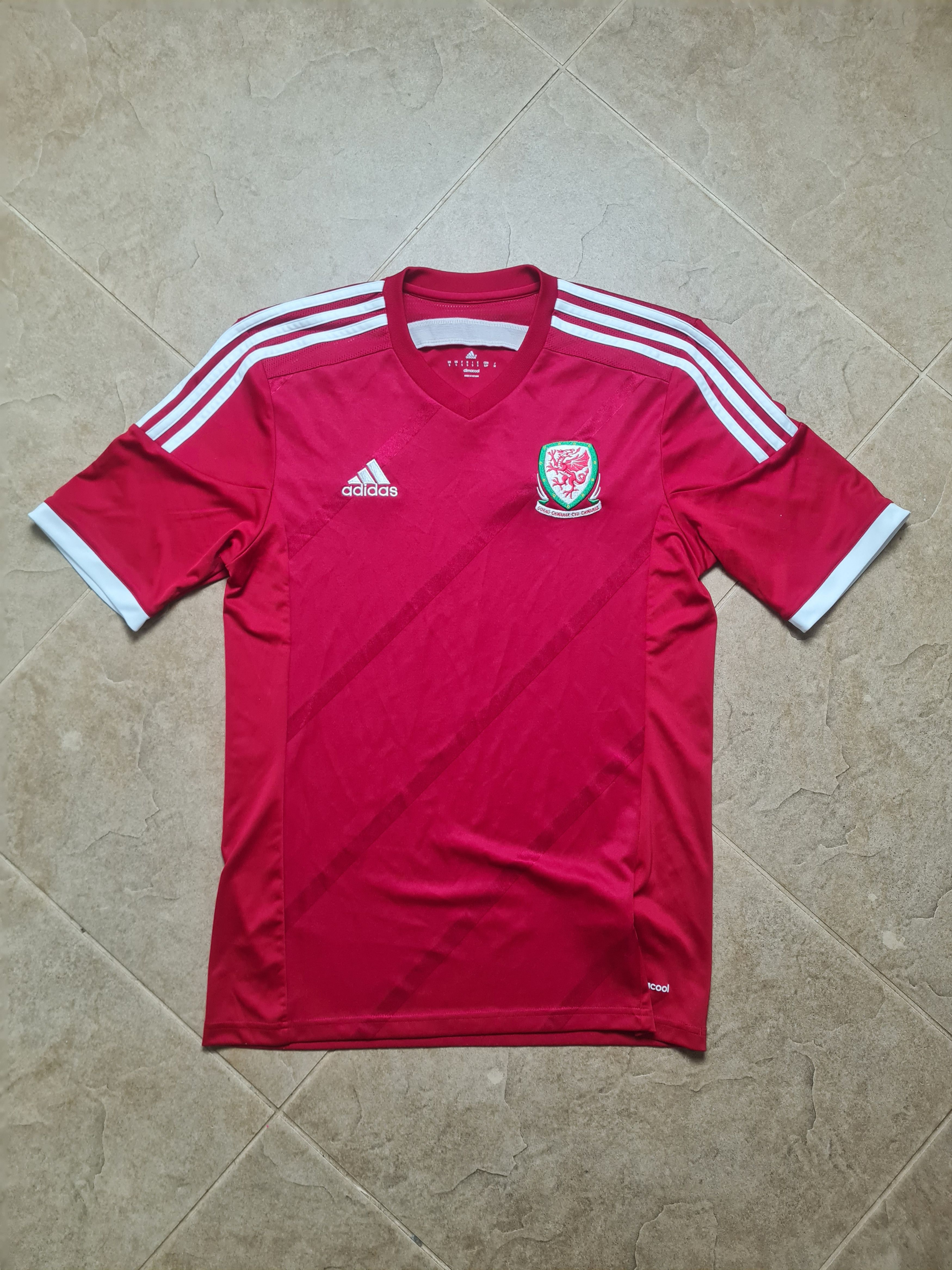 Adidas FOOTBALL SOCCER SHIRT JERSEY ADIDAS MEN'S WALES 2013/2014 Size US S / EU 44-46 / 1 - 1 Thumbnail