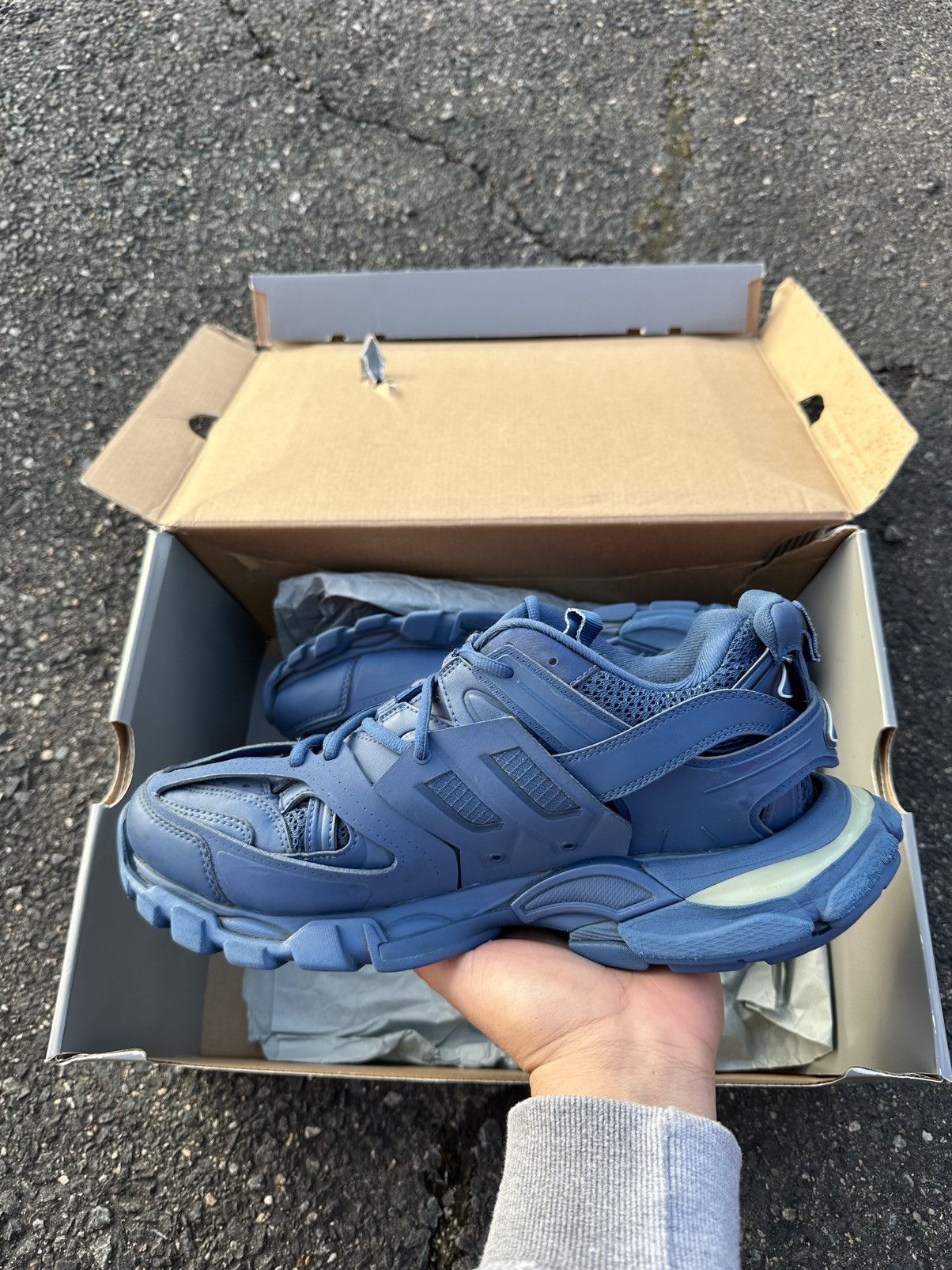 Balenciaga Balenciaga LED Marina Blue Size US 11 / EU 44 - 3 Thumbnail