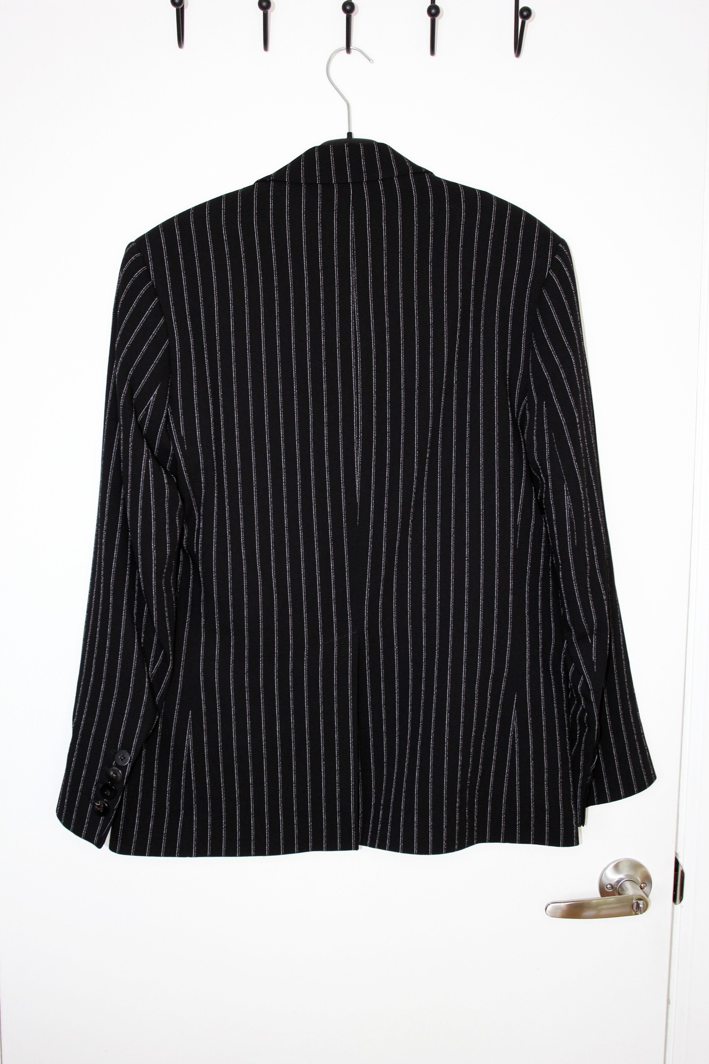 Ernest W. Baker BNWT SS25 ERNEST W. BAKER PIN STRIPE BLAZER JACKET 50 Size US M / EU 48-50 / 2 - 3 Thumbnail