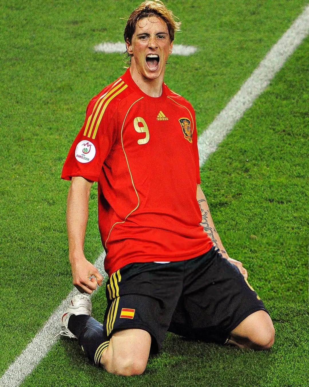 Adidas Authentic Retro Spain TORRES Euro 2008-2009 Home Jersey Size US M / EU 48-50 / 2 - 3 Thumbnail