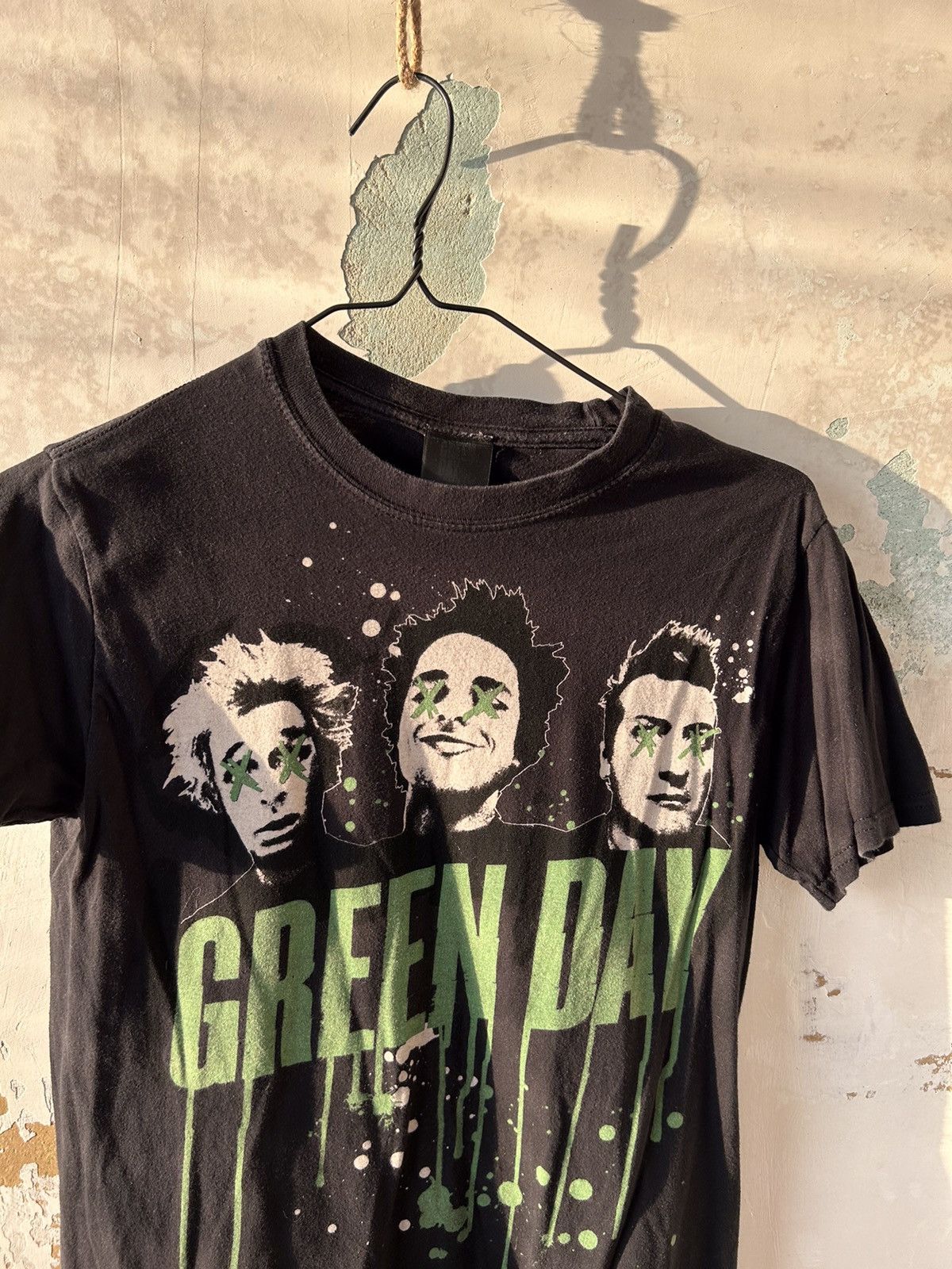 Band Tees GREEN DAY ROCK T-SHIRT Size US M / EU 48-50 / 2 - 4 Thumbnail