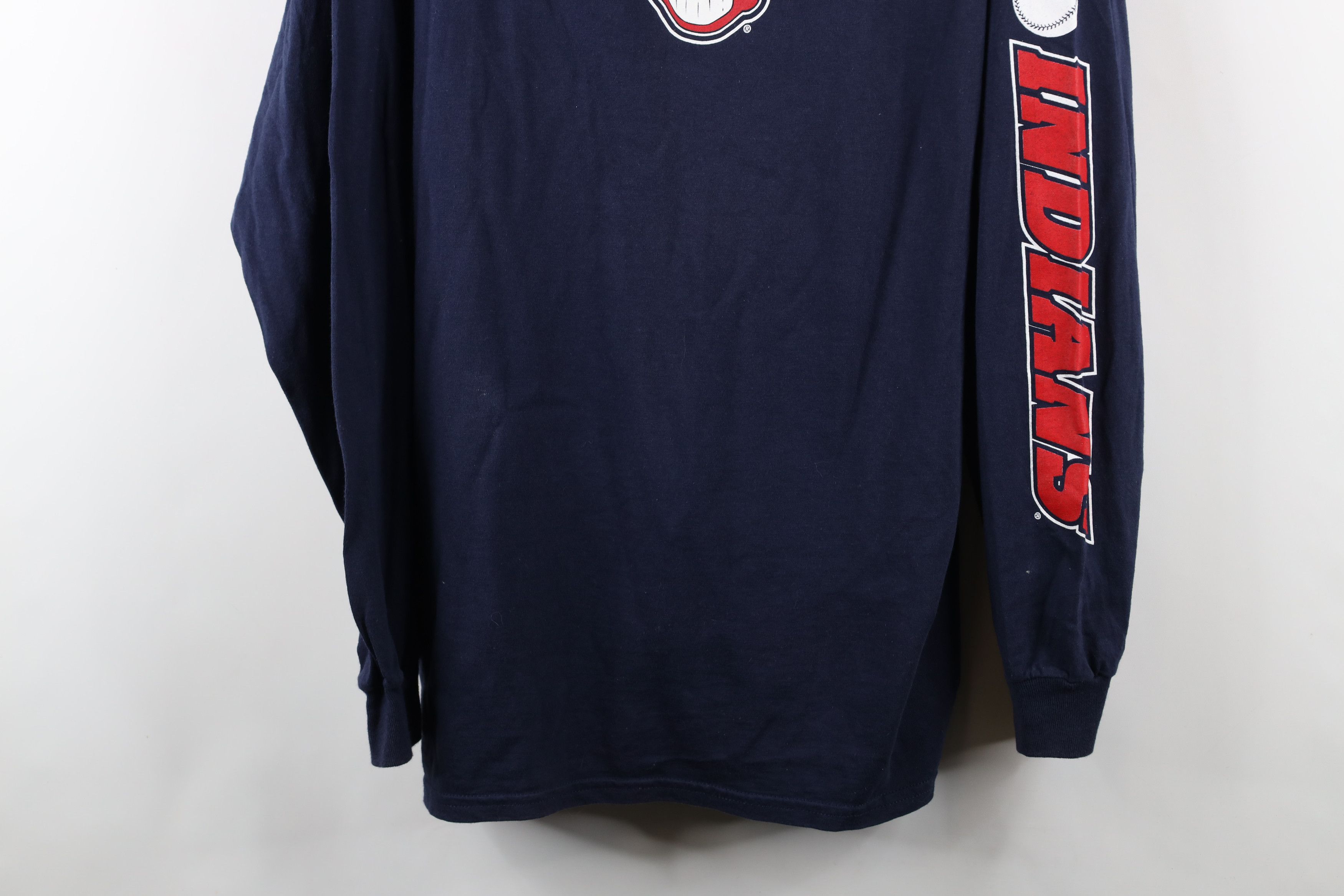 Vintage Vintage Y2K 2000 Wahoo Cleveland Indians Baseball T-Shirt Size US XL / EU 56 / 4 - 3 Thumbnail