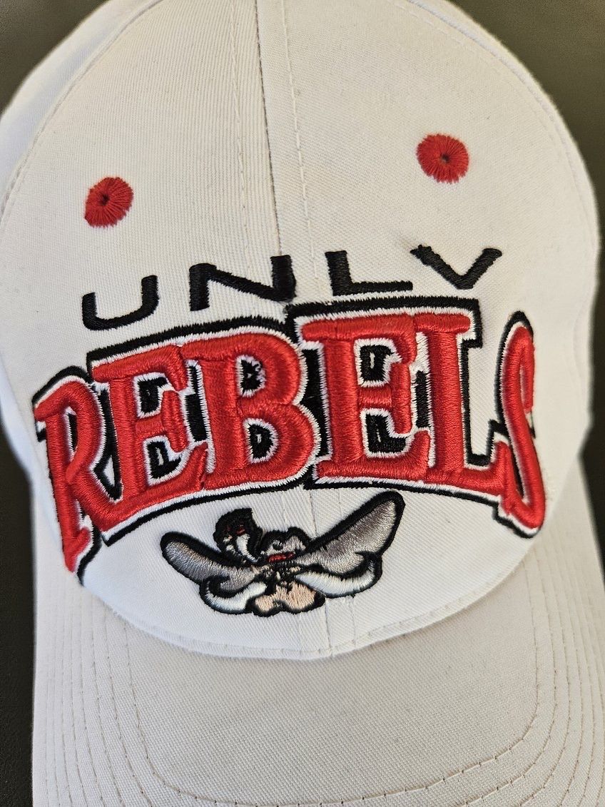 Top Of The World UNLV Rebels Collegiate Hat Top Of The World Hat Size ONE SIZE - 2 Thumbnail