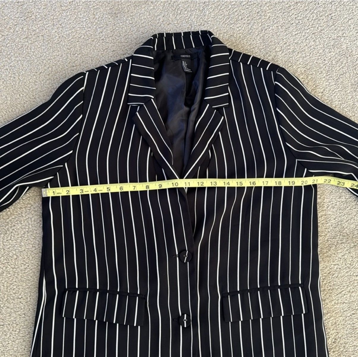 Forever 21 Forever 21 Women’s Black & White Striped Blazer Size Large Size L / US 10 / IT 46 - 6 Thumbnail