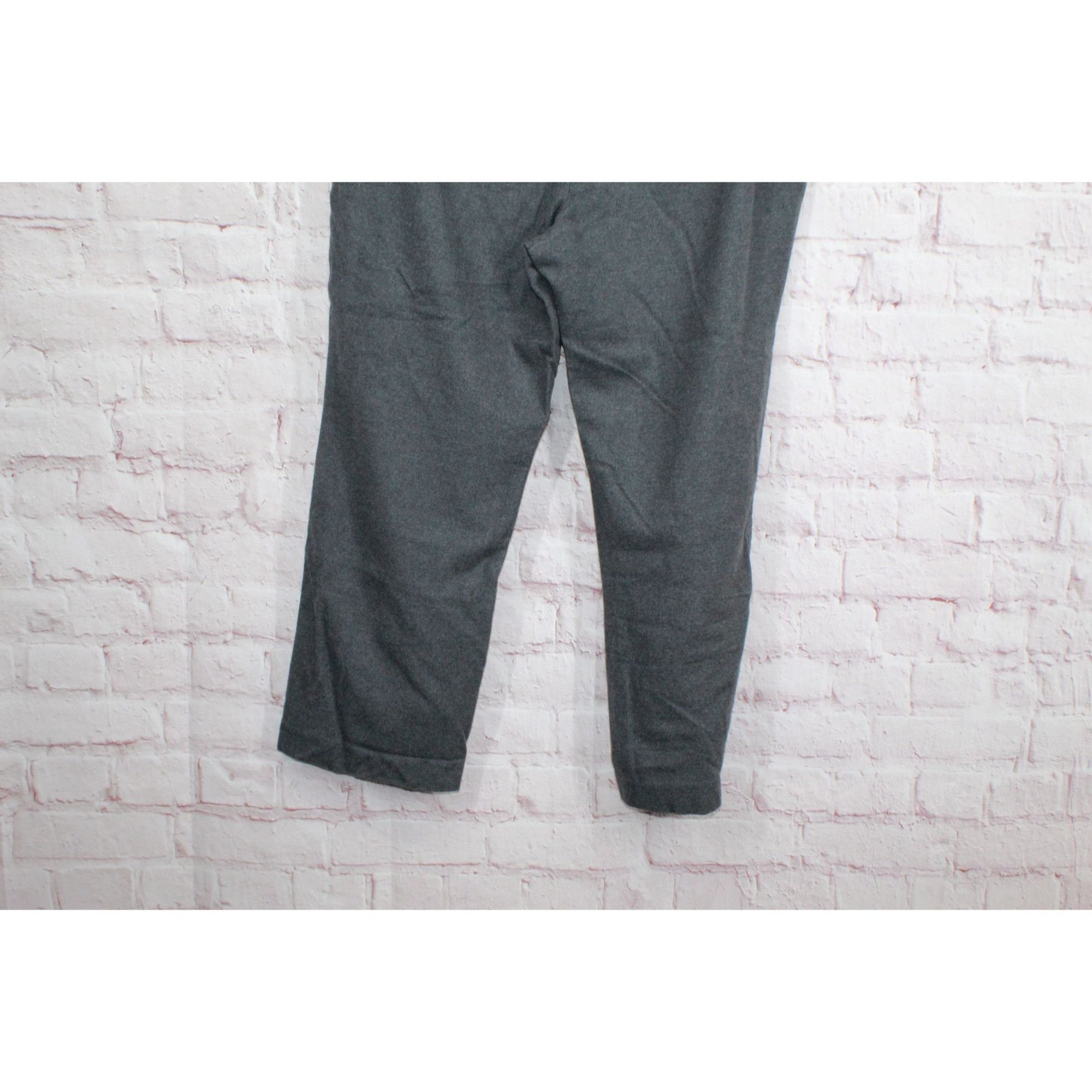 L.L. Bean LL Bean Classic Fit Straight Leg Dress Work Pants 20 Pet Size 42" / US 20 - 5 Thumbnail