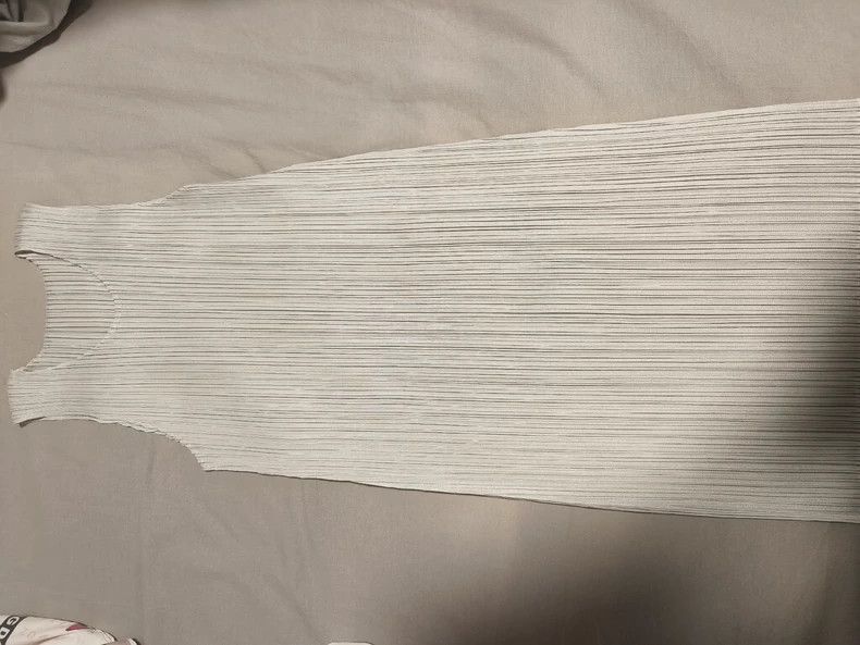 Issey Miyake Issey Miyake size:3 Light grey pleated dress Size M / US 6-8 / IT 42-44 - 5 Thumbnail