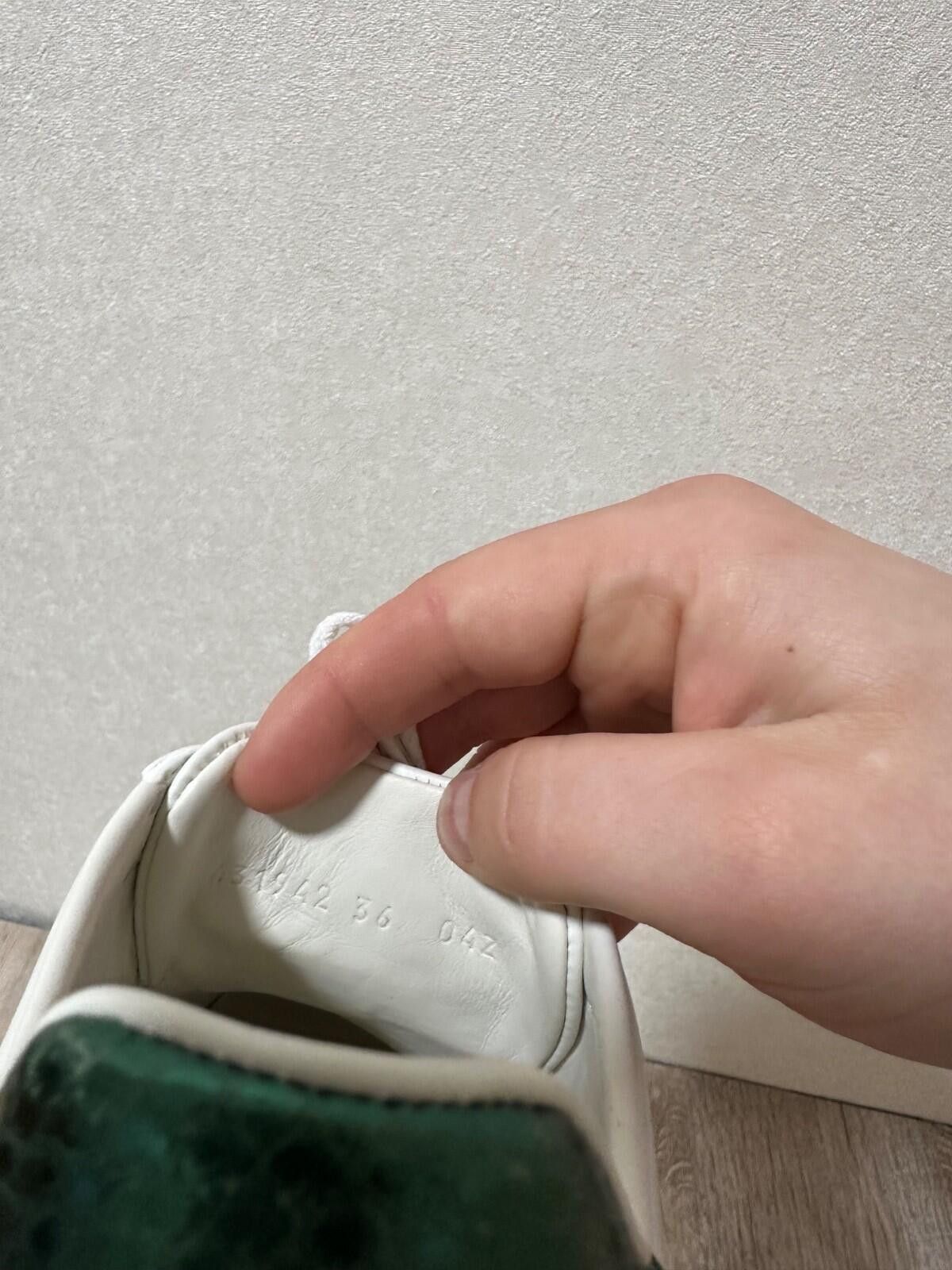 Gucci Gucci Ace Bee White Women's Sneakers Size 36 Size US 6.5 / IT 36.5 - 10 Thumbnail