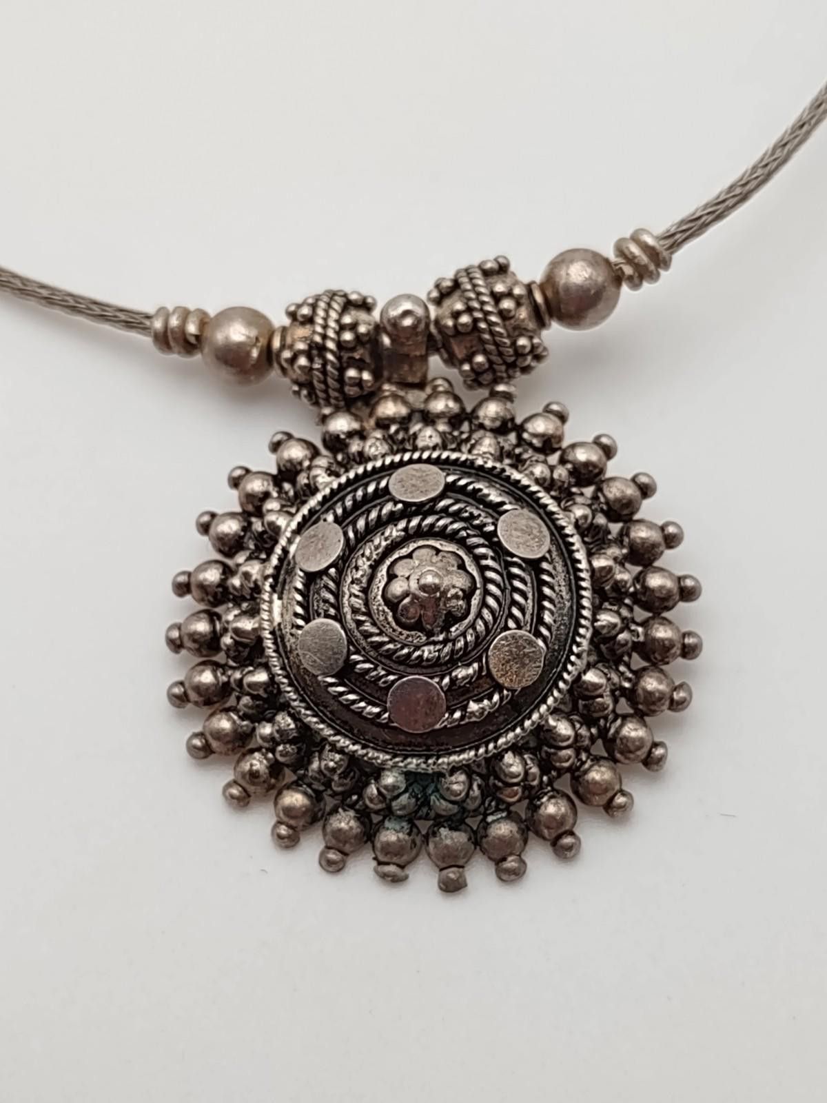 The Unbranded Brand Artisan Boho Sunburst Pendant Choker Necklace 15” Size ONE SIZE - 1 Thumbnail