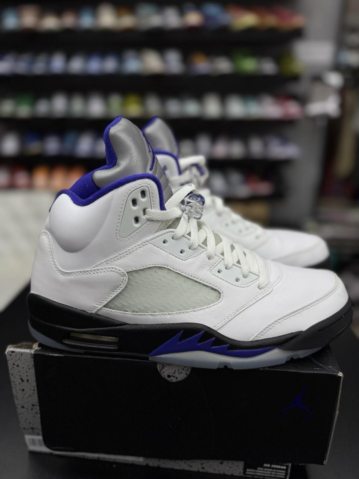 Jordan Brand Size 12 - Jordan 5 Retro Concord 2022 DD0587-141 Pre Owned Size US 12 / EU 45 - 1 Thumbnail