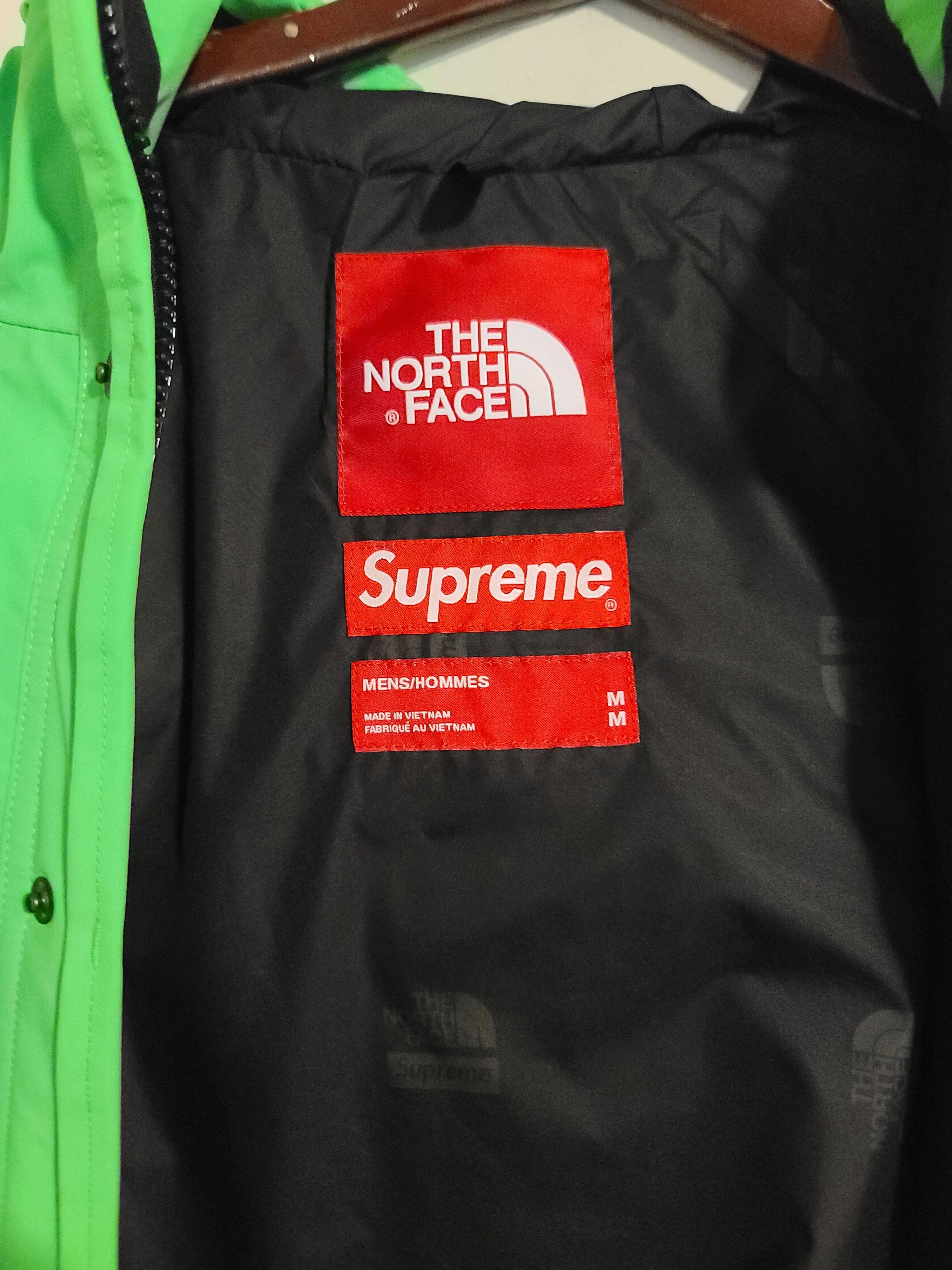 Supreme × The North Face RTG lime jacket + vest Size US M / EU 48-50 / 2 - 12 Thumbnail